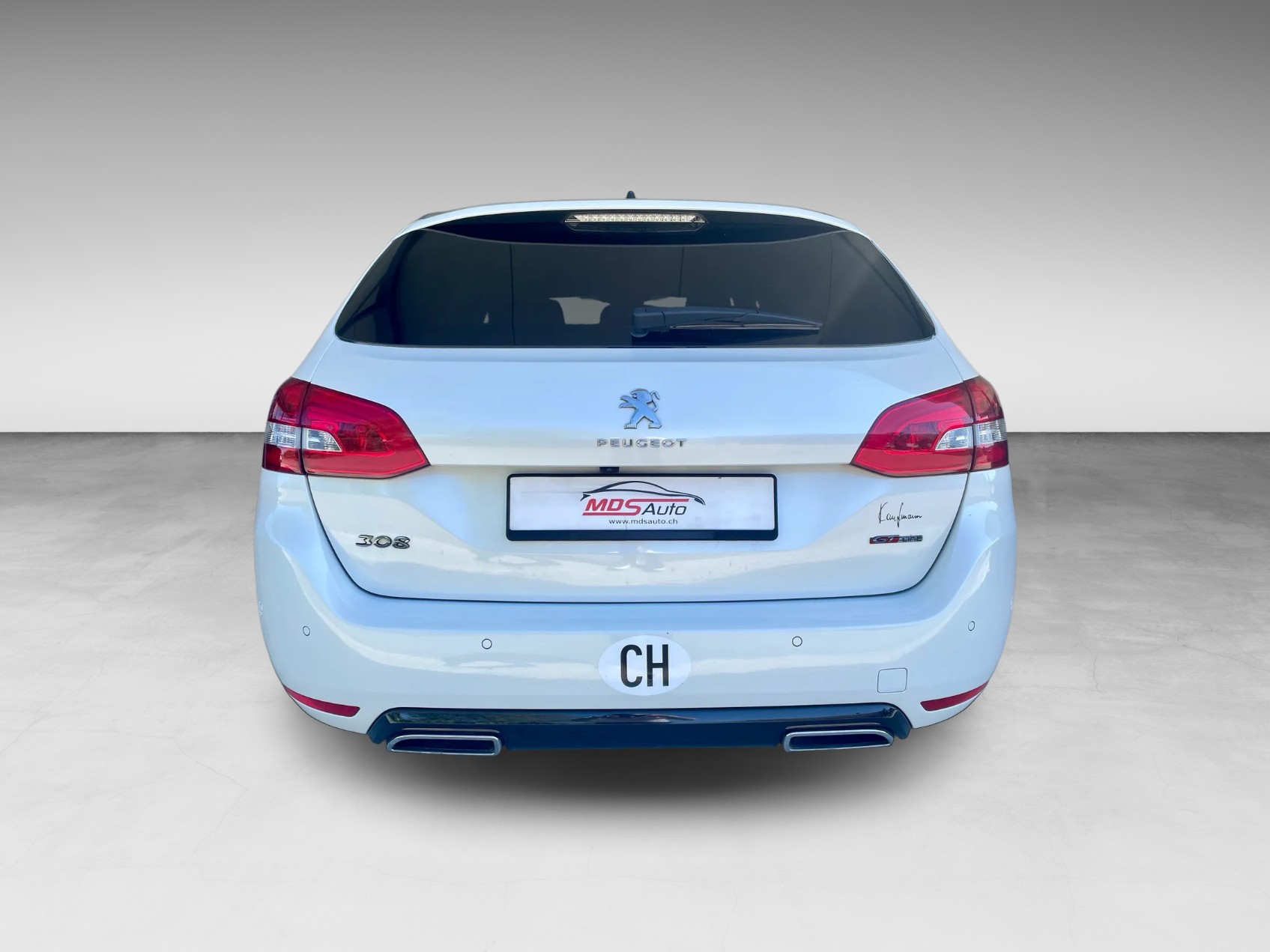 PEUGEOT 308 SW 1.2 THP GT Line-image-4