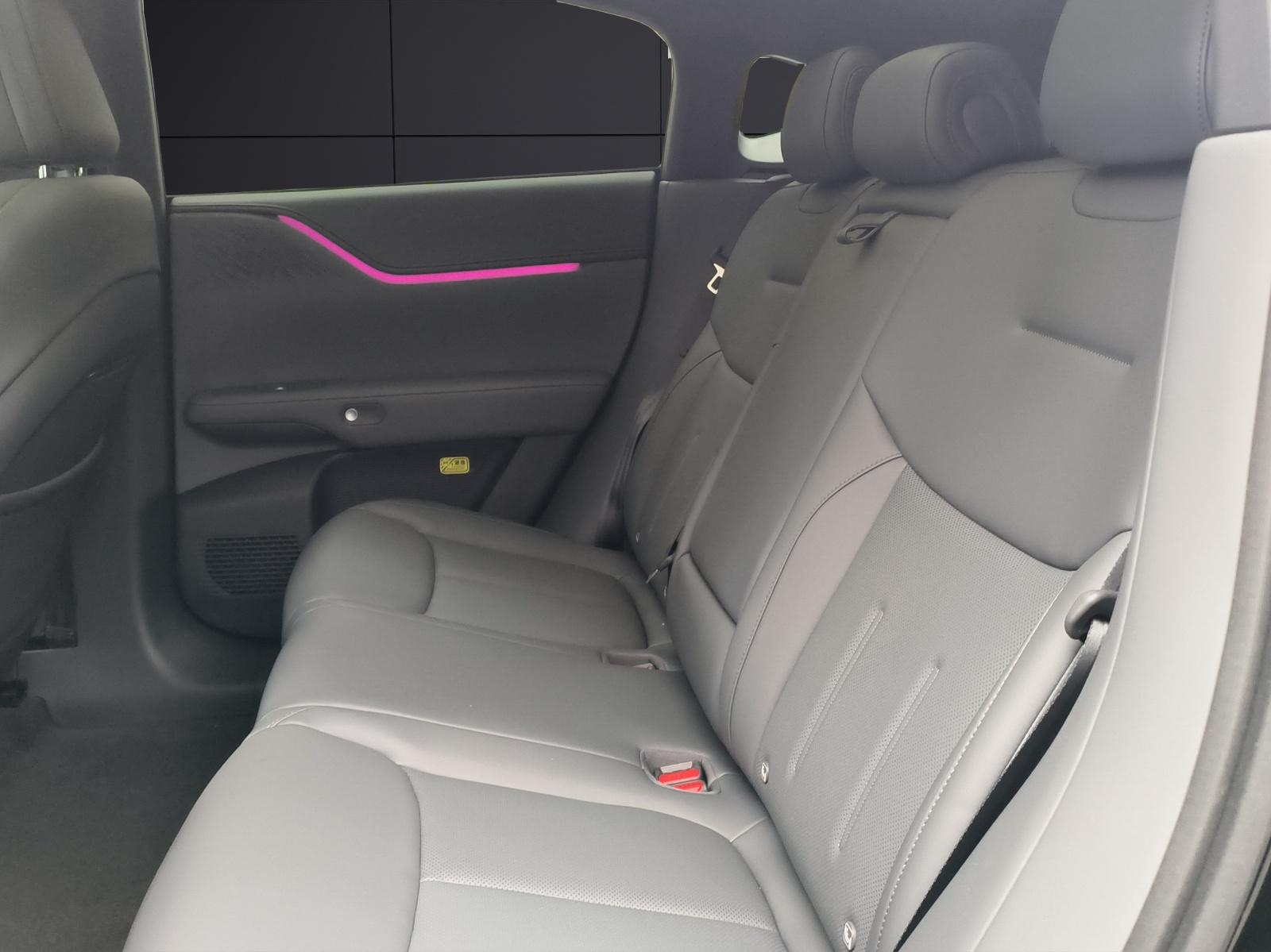 XPENG G6 Performance AWD-image-12