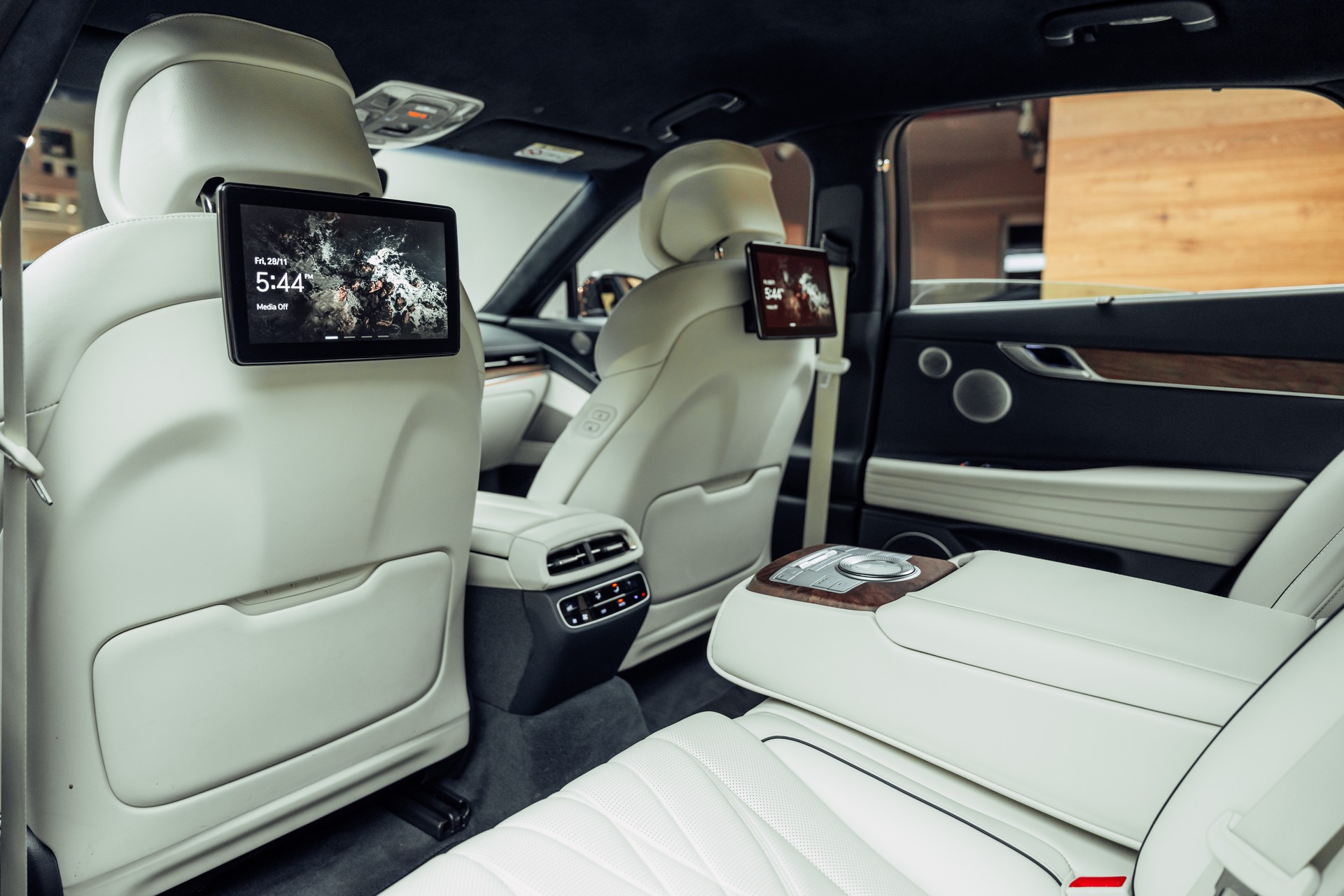 GENESIS G80 Electrificed Luxury 87,2kWh AWD-image-7