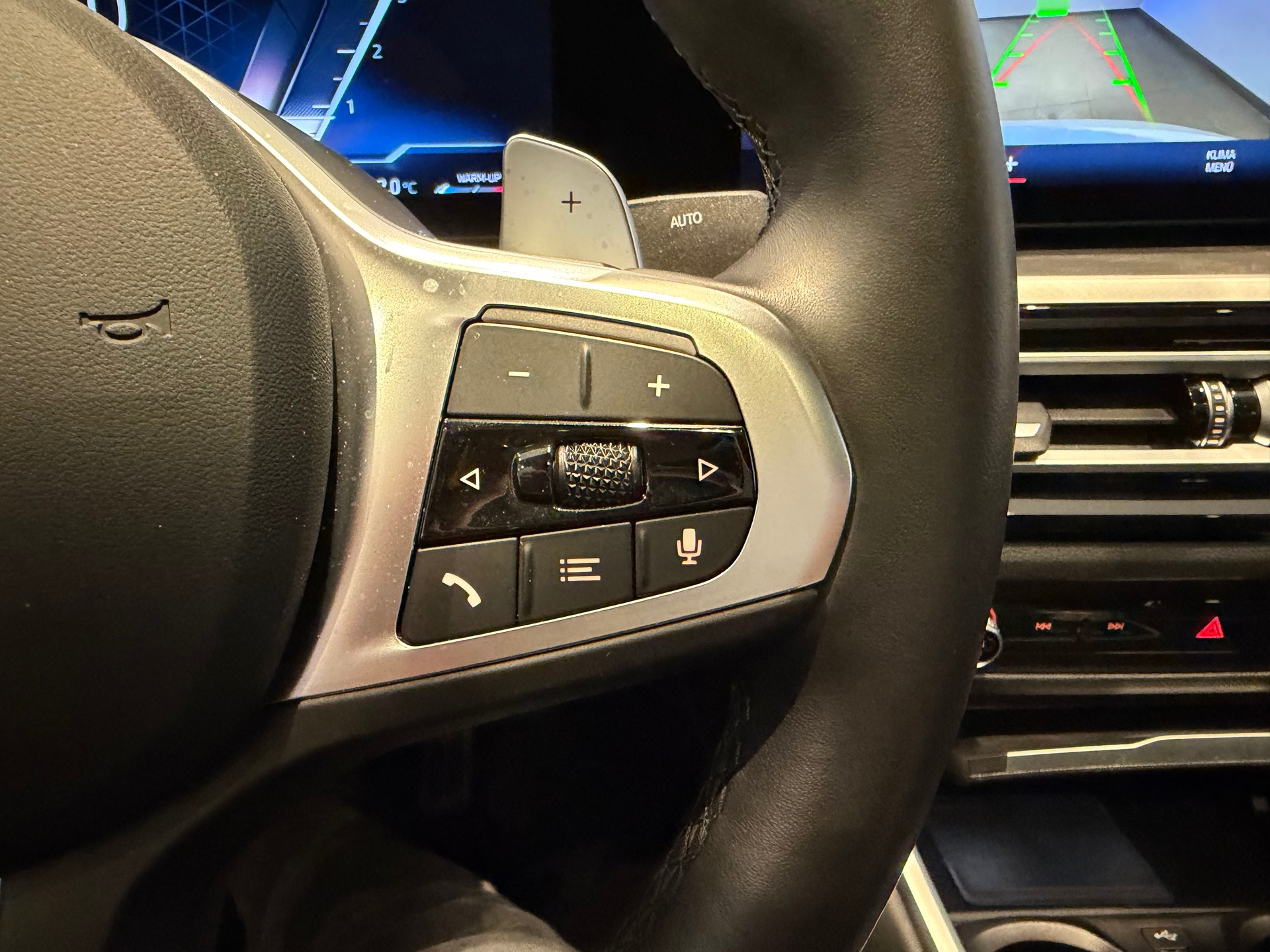 BMW M340d xDrive-image-17