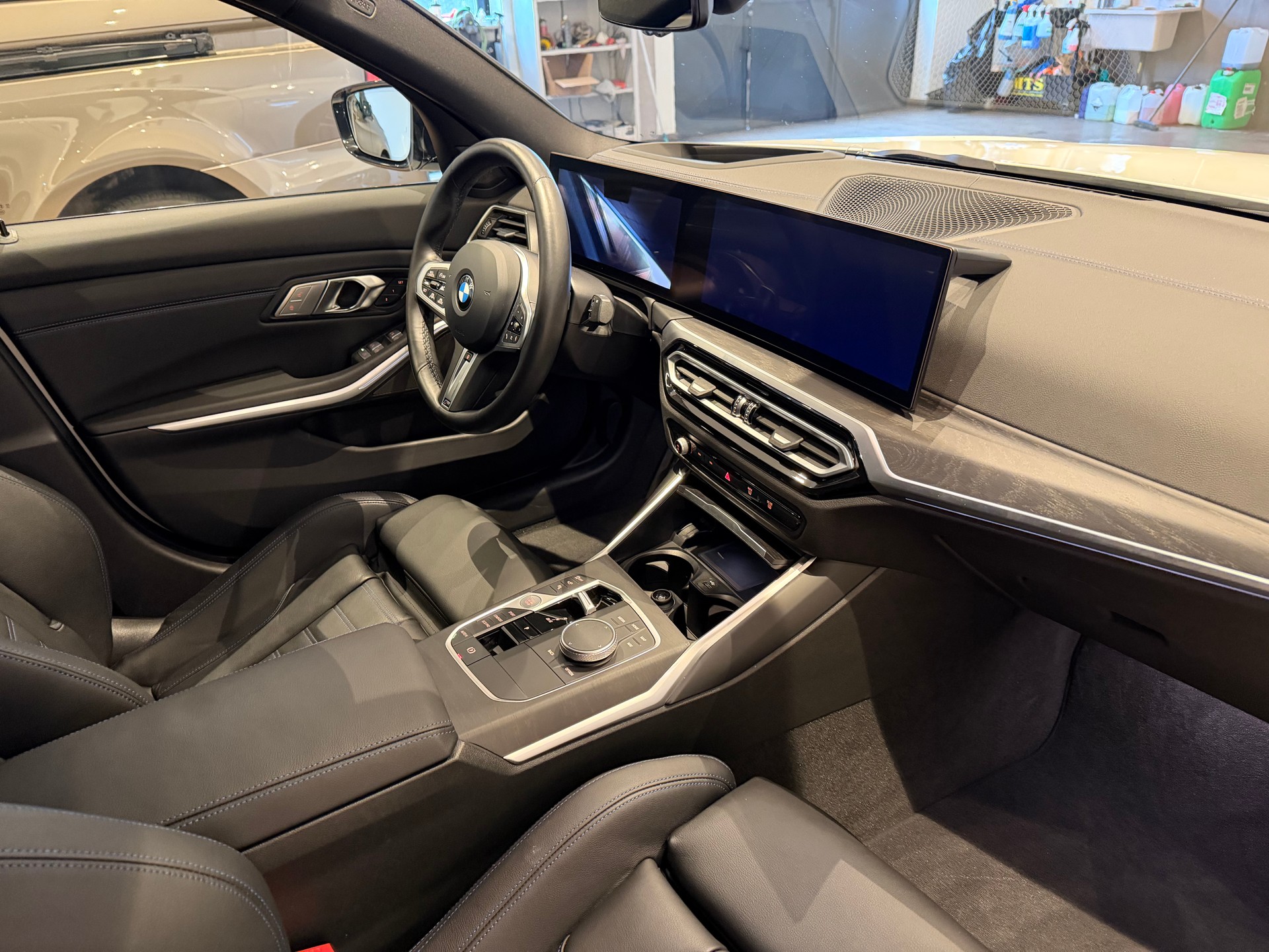 BMW M340d xDrive-image-8