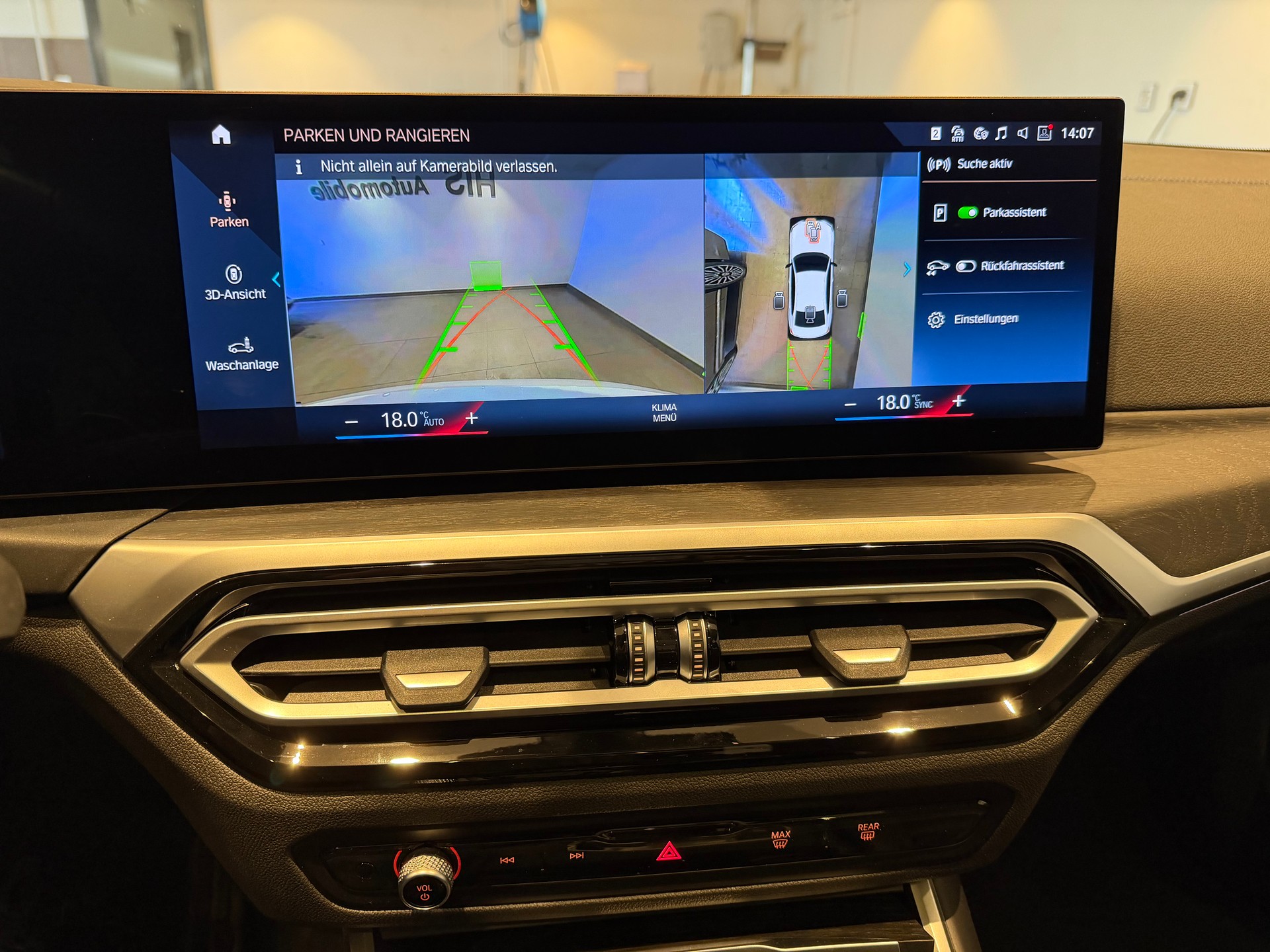 BMW M340d xDrive-image-15