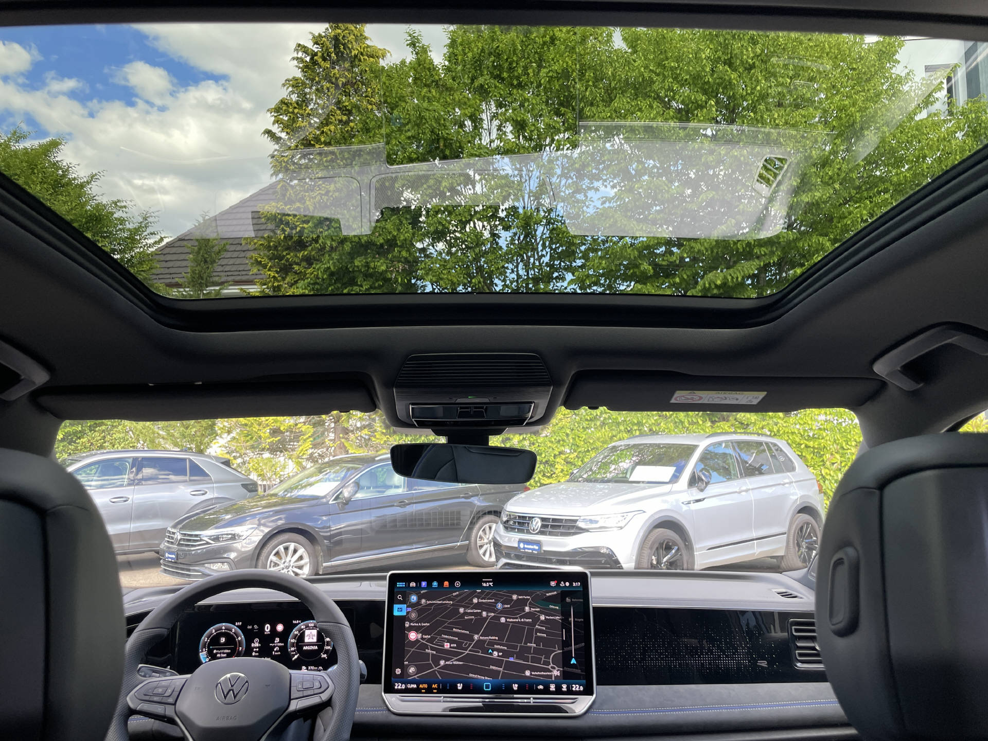 VW Tiguan 2.0 TSI R-Line Plus DSG 4motion-image-13