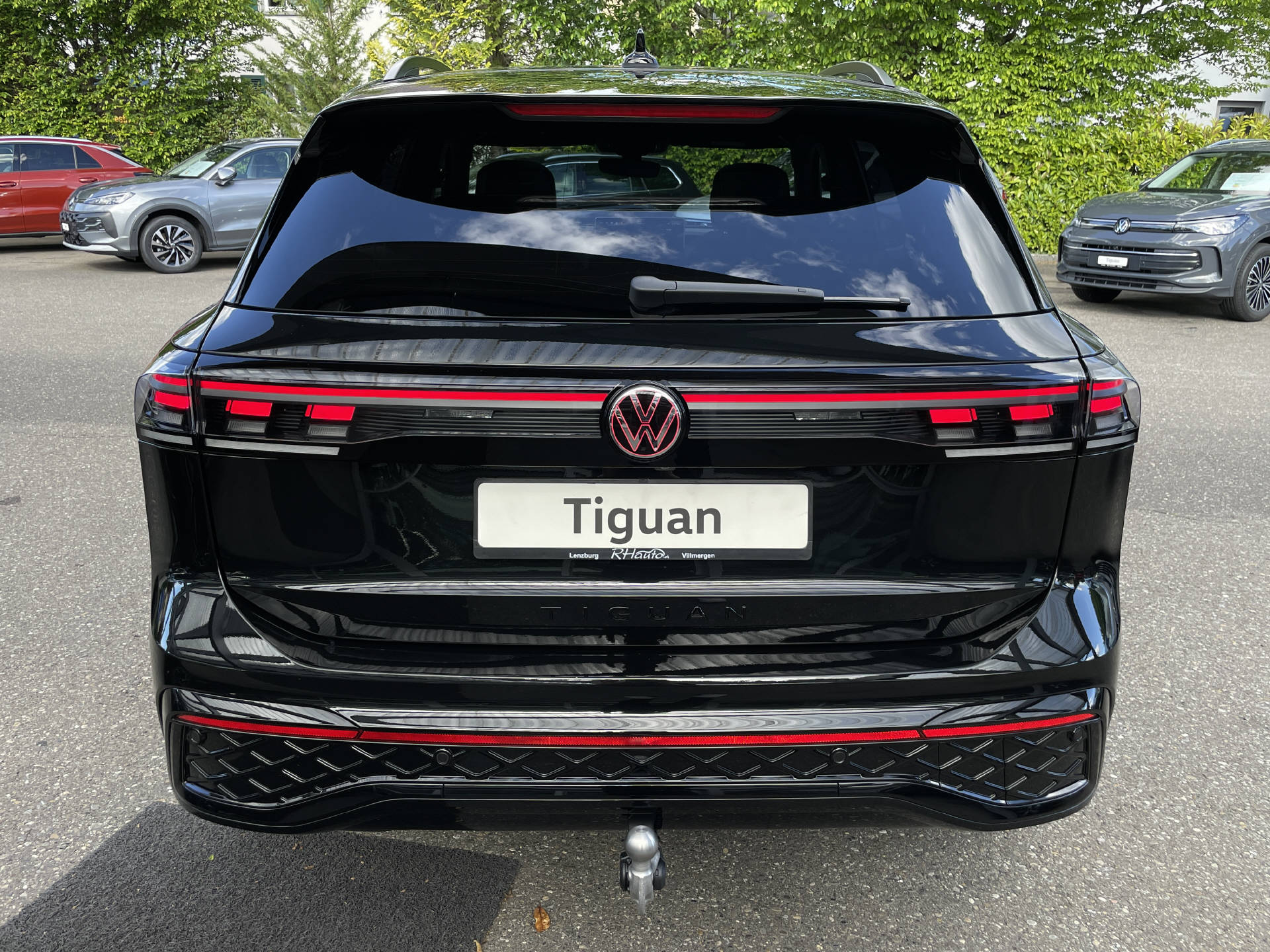 VW Tiguan 2.0 TSI R-Line Plus DSG 4motion-image-5
