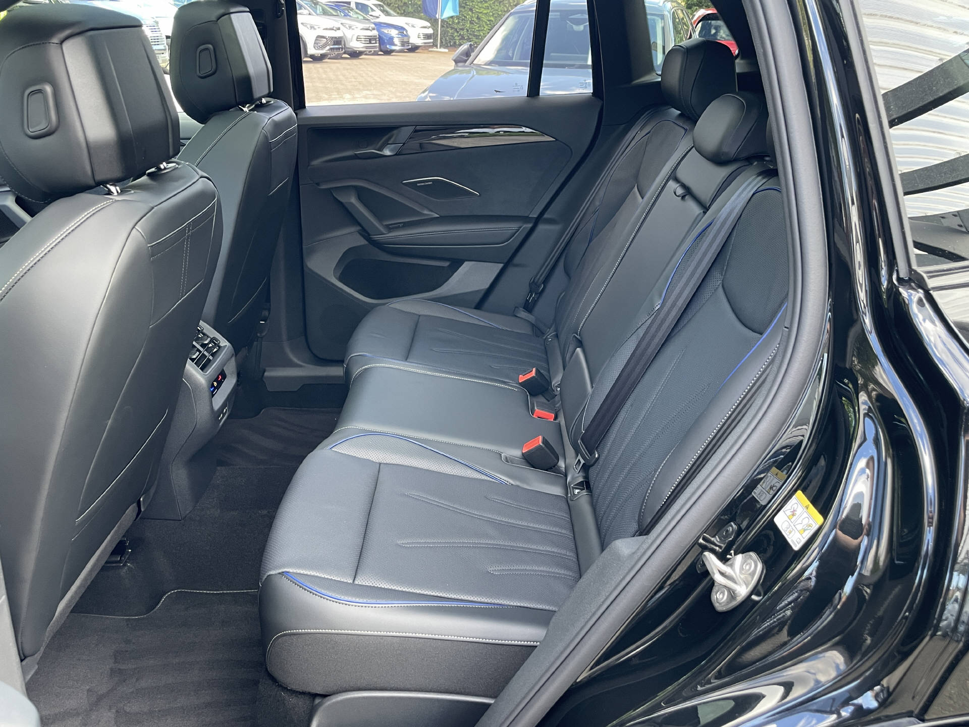 VW Tiguan 2.0 TSI R-Line Plus DSG 4motion-image-11