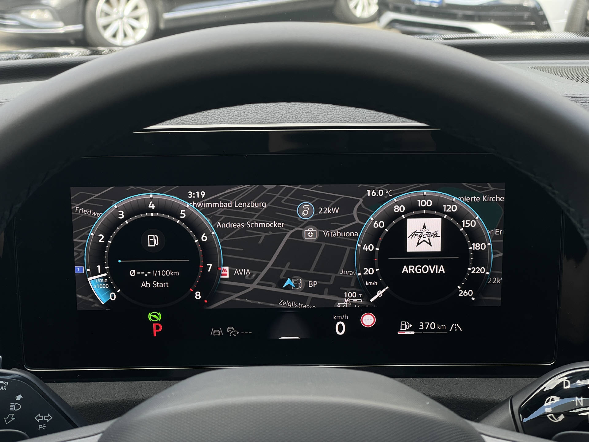 VW Tiguan 2.0 TSI R-Line Plus DSG 4motion-image-15