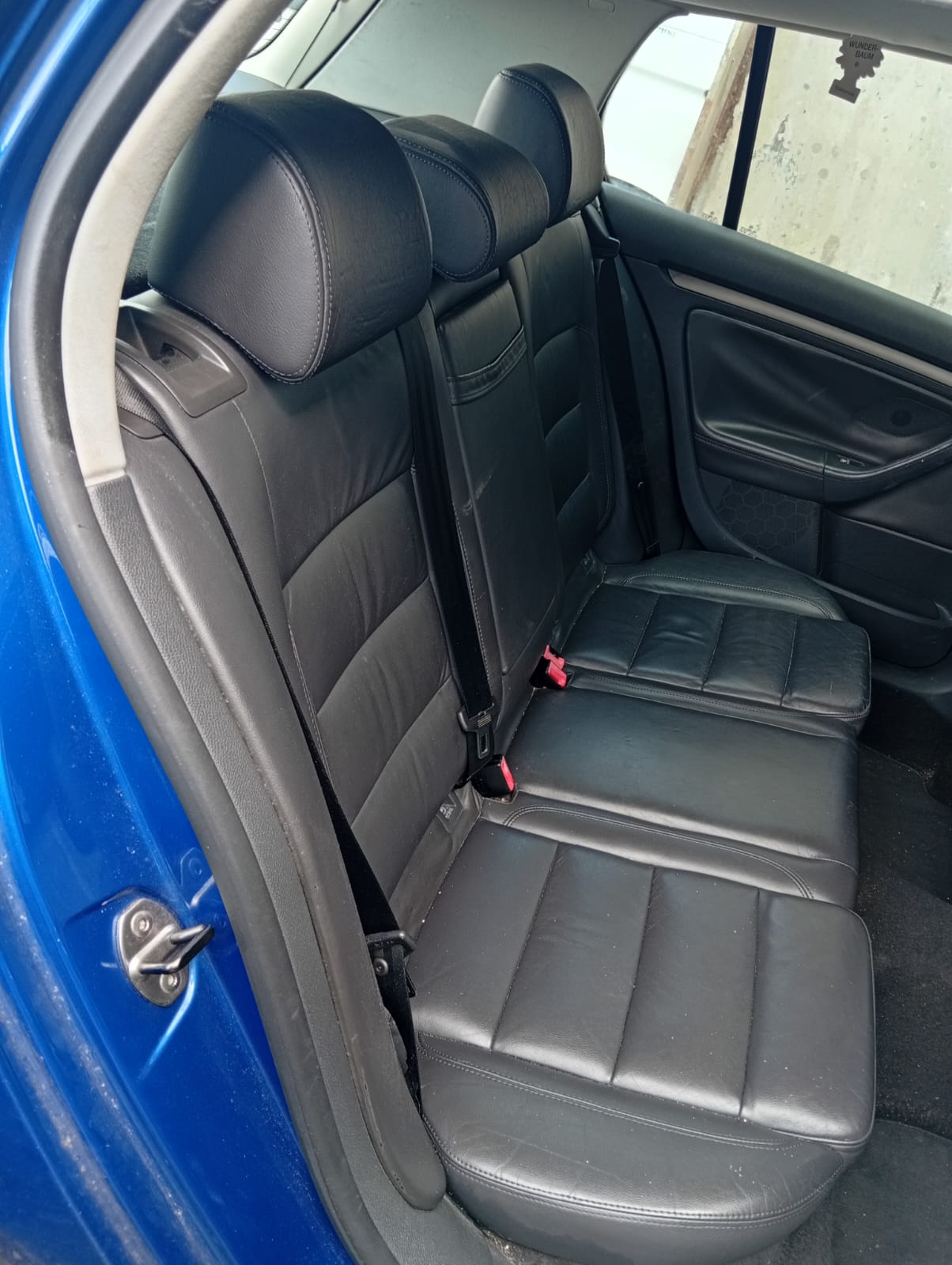 VW GOLF-image-7