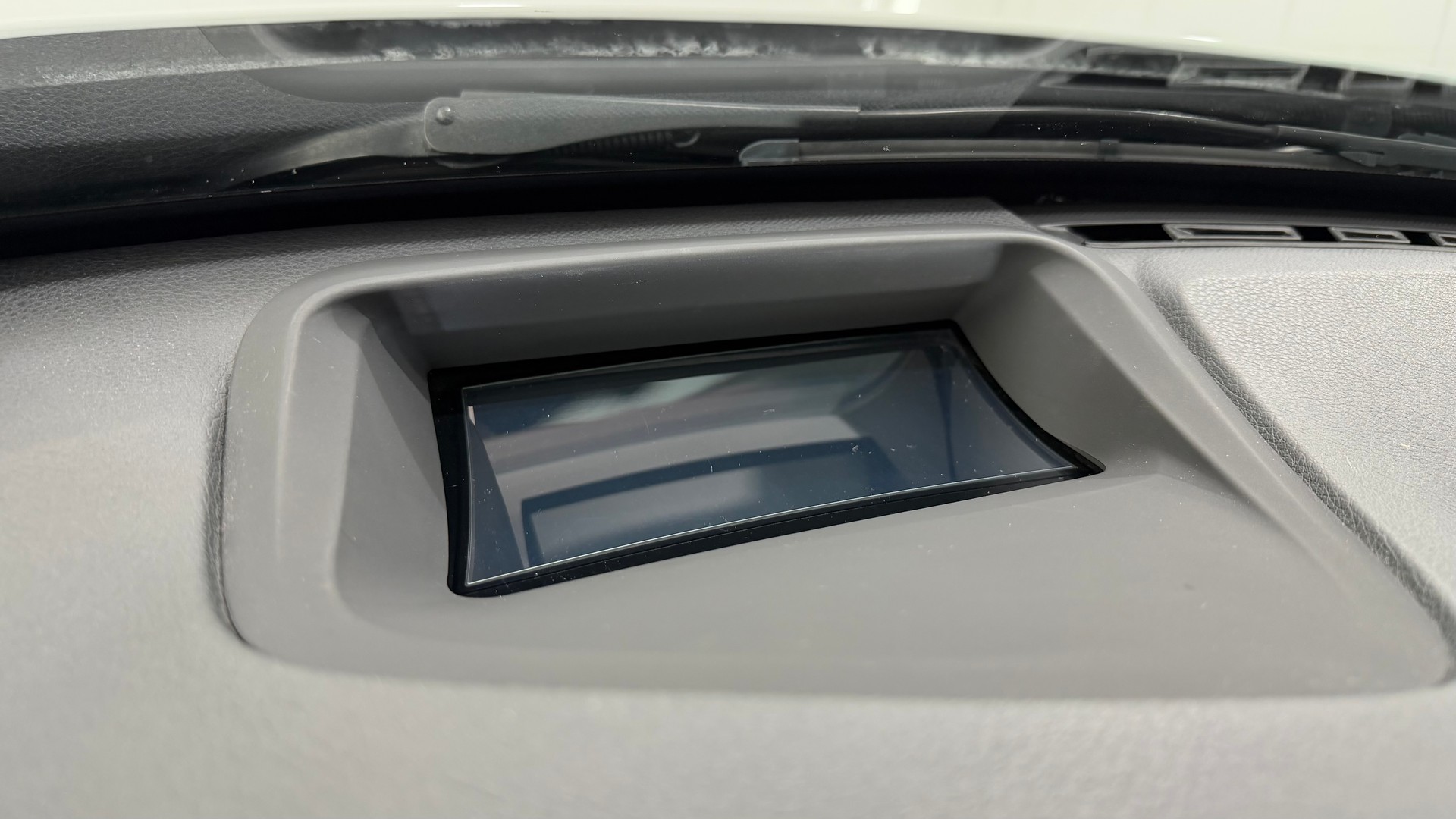 BMW 3 Series F34 Gran Turismo 330-image-11