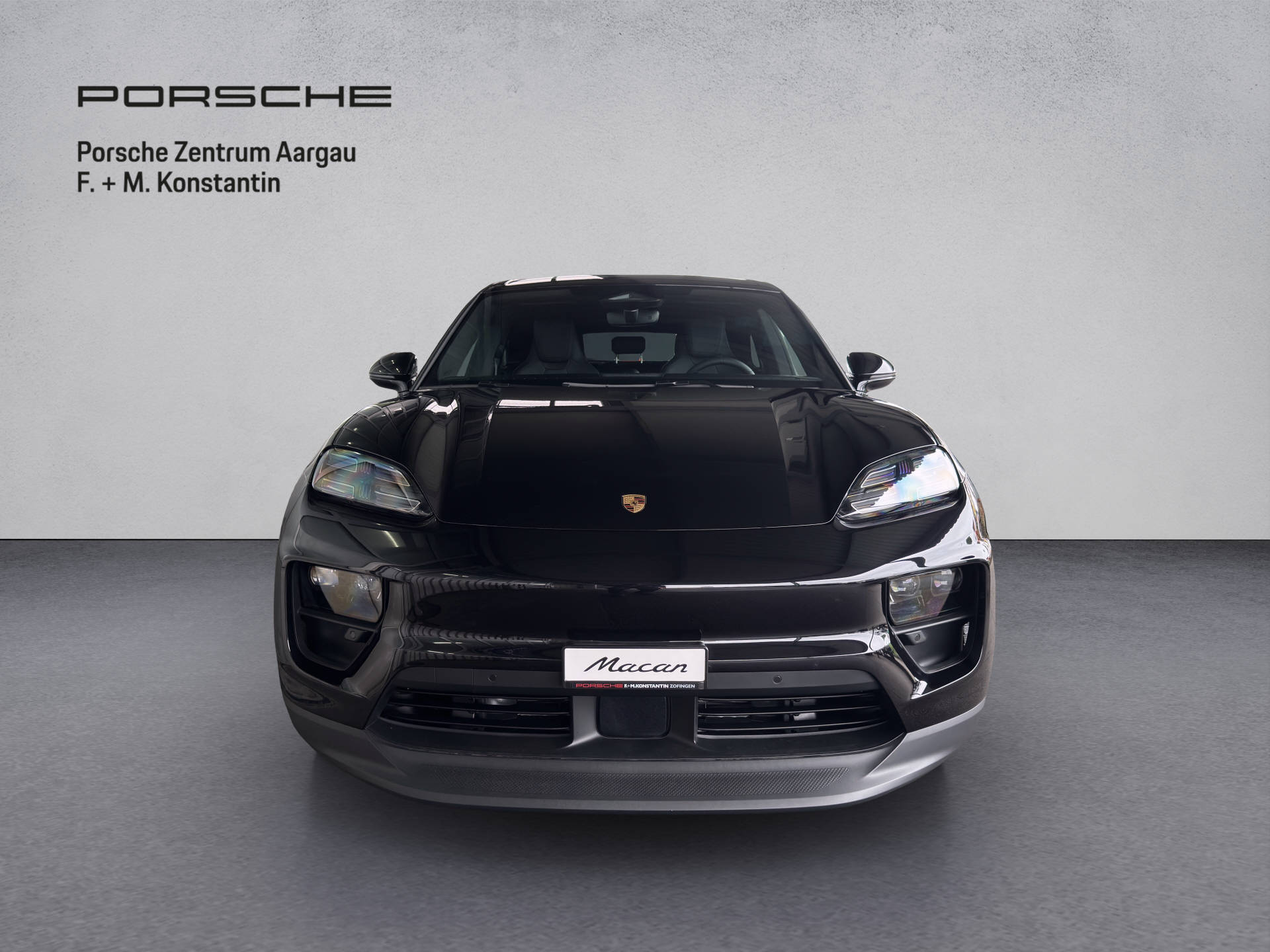 PORSCHE Macan 4-image-1