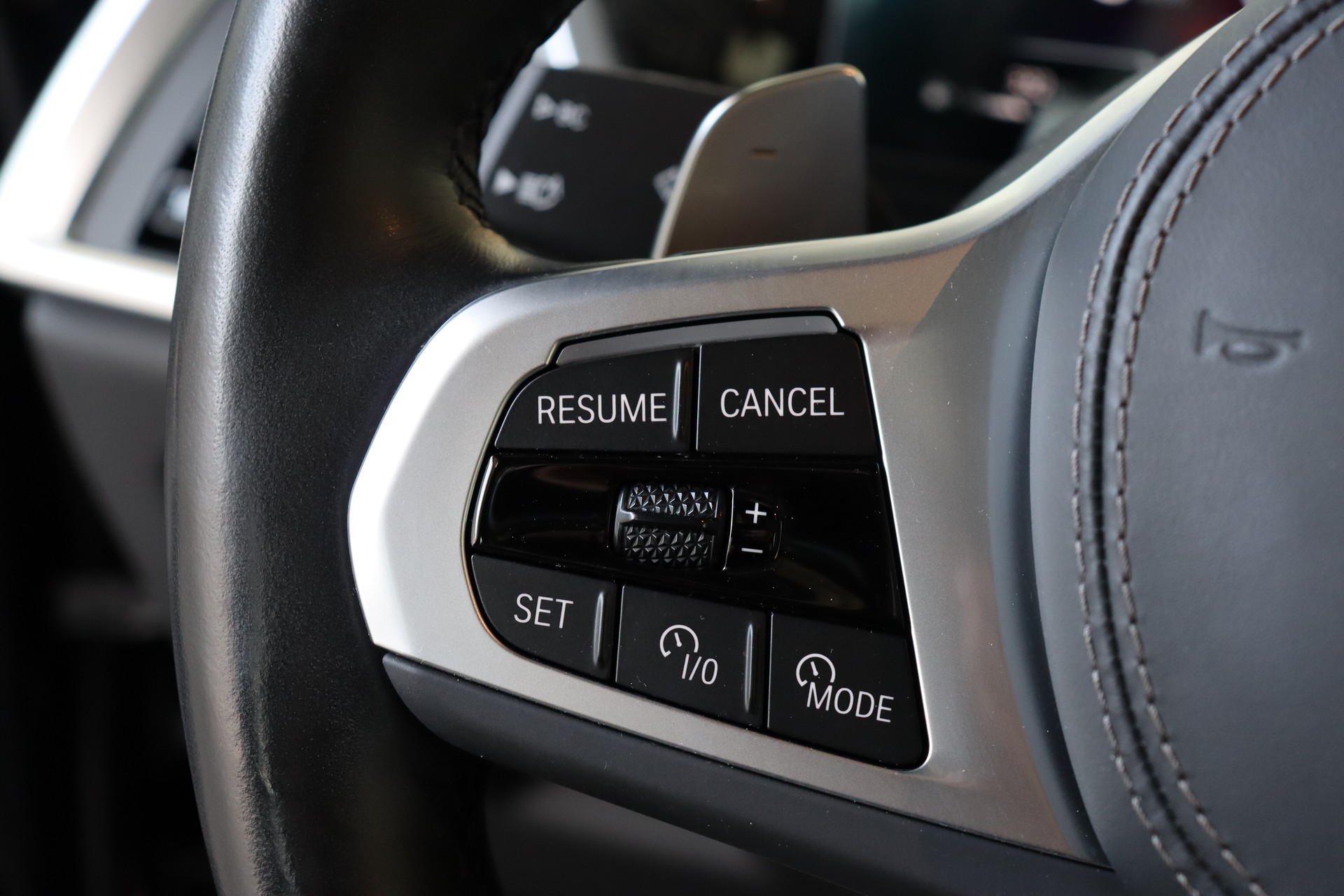 BMW X7 xDrive 48V 40d M Sport Pro Steptronic-image-16