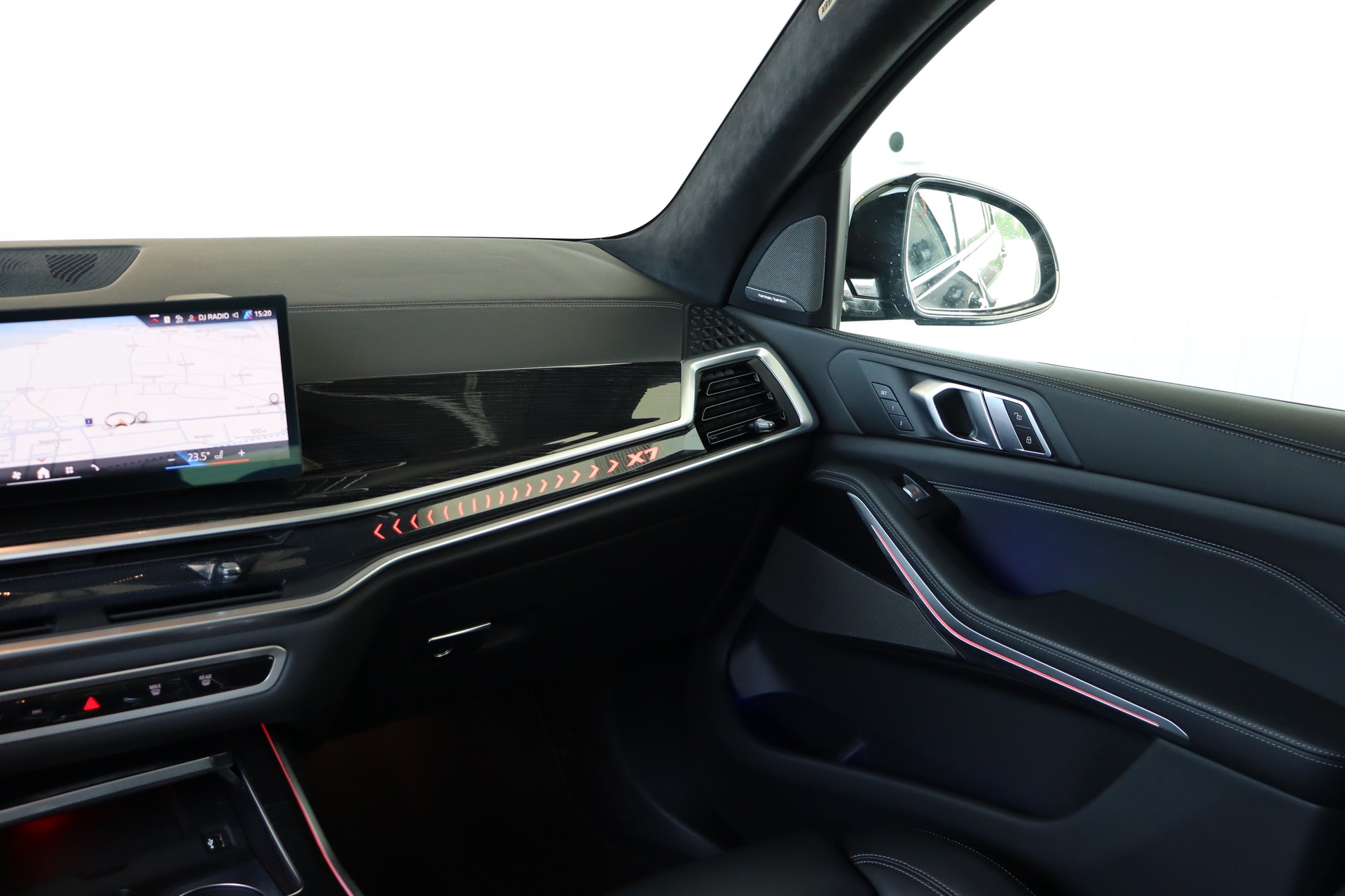 BMW X7 xDrive 48V 40d M Sport Pro Steptronic-image-11
