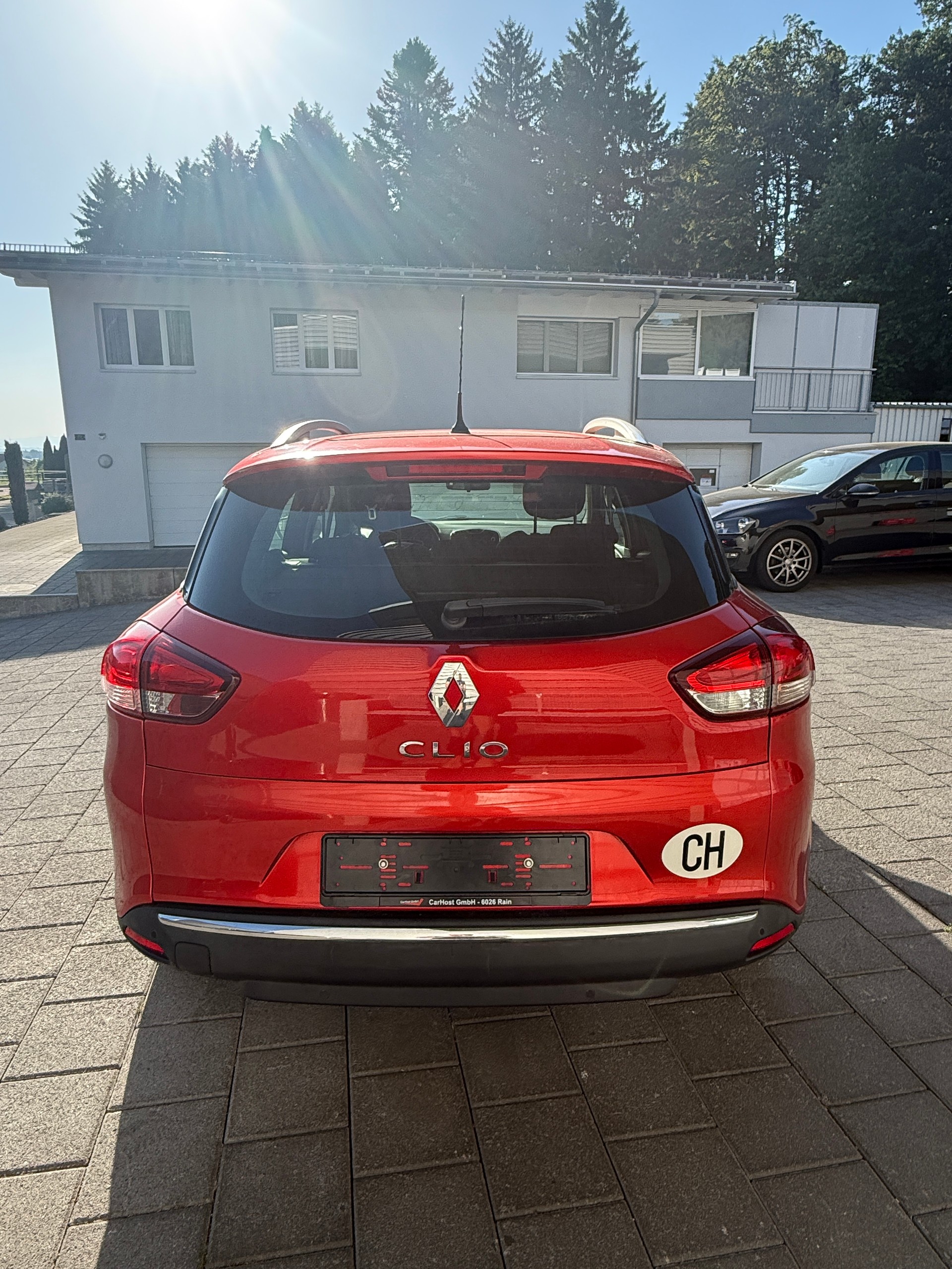 RENAULT Clio Grandtour 1.2 16V T Dynamique EDC-image-5
