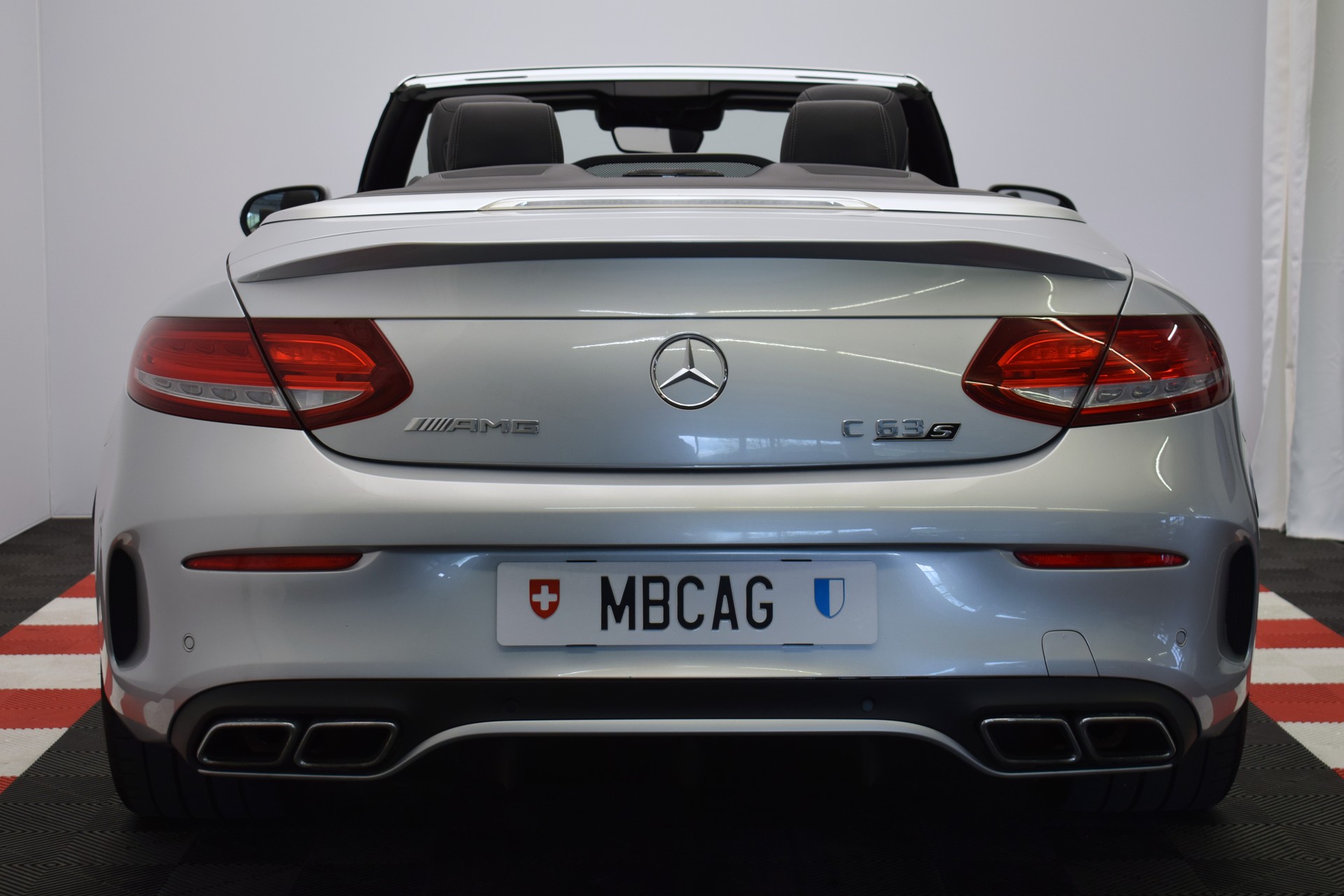 MERCEDES-BENZ C 63 S Cabriolet AMG Speedshift-image-11