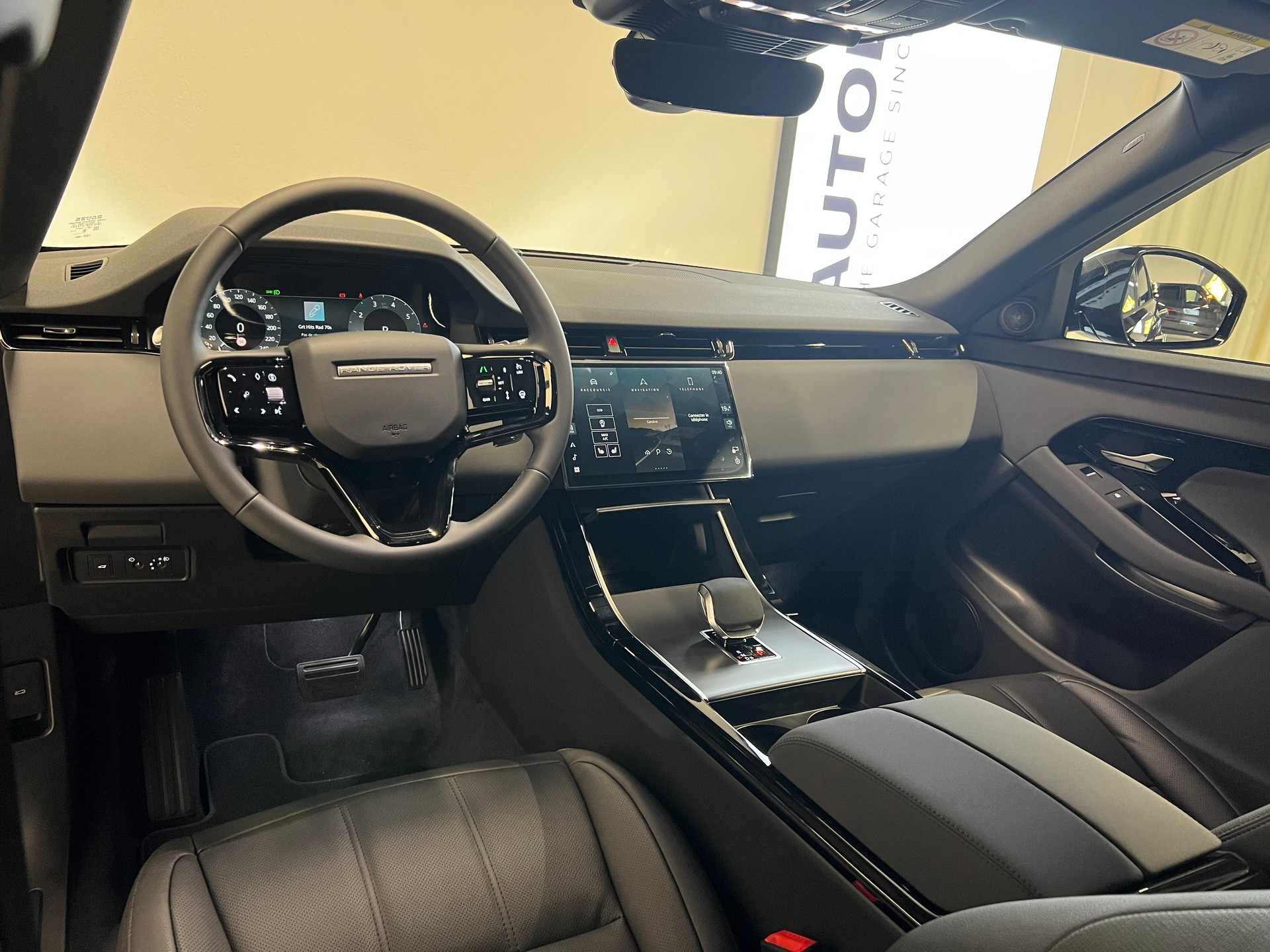 LAND ROVER Range Rover Evoque 1.5 T S 2WD S-showroom-element-2