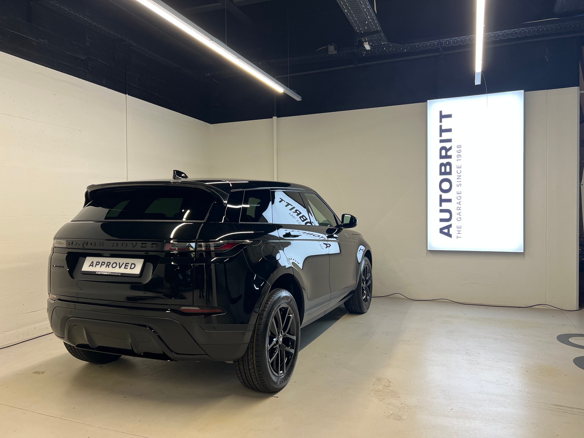 LAND ROVER Range Rover Evoque 1.5 T S 2WD S-showroom-element-1