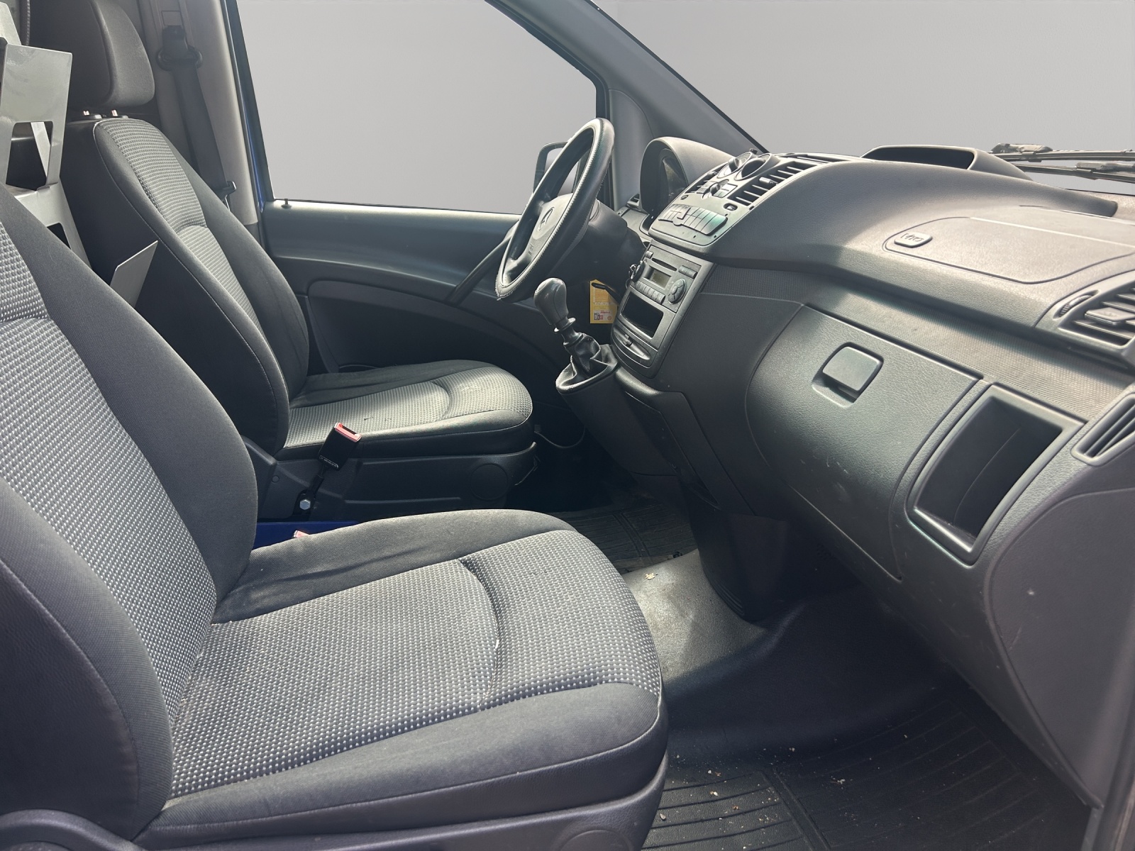 MERCEDES-BENZ Vito 113 CDI Mixto L-image-13