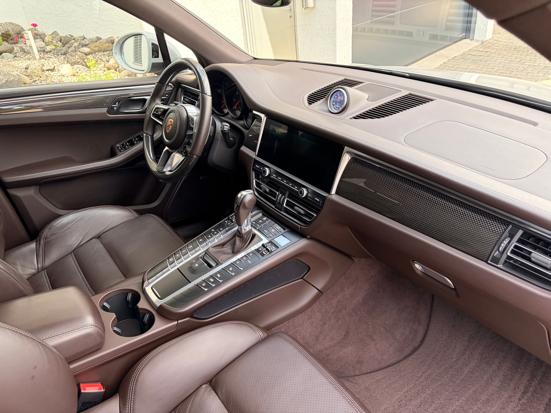PORSCHE Macan GTS PDK-image-3