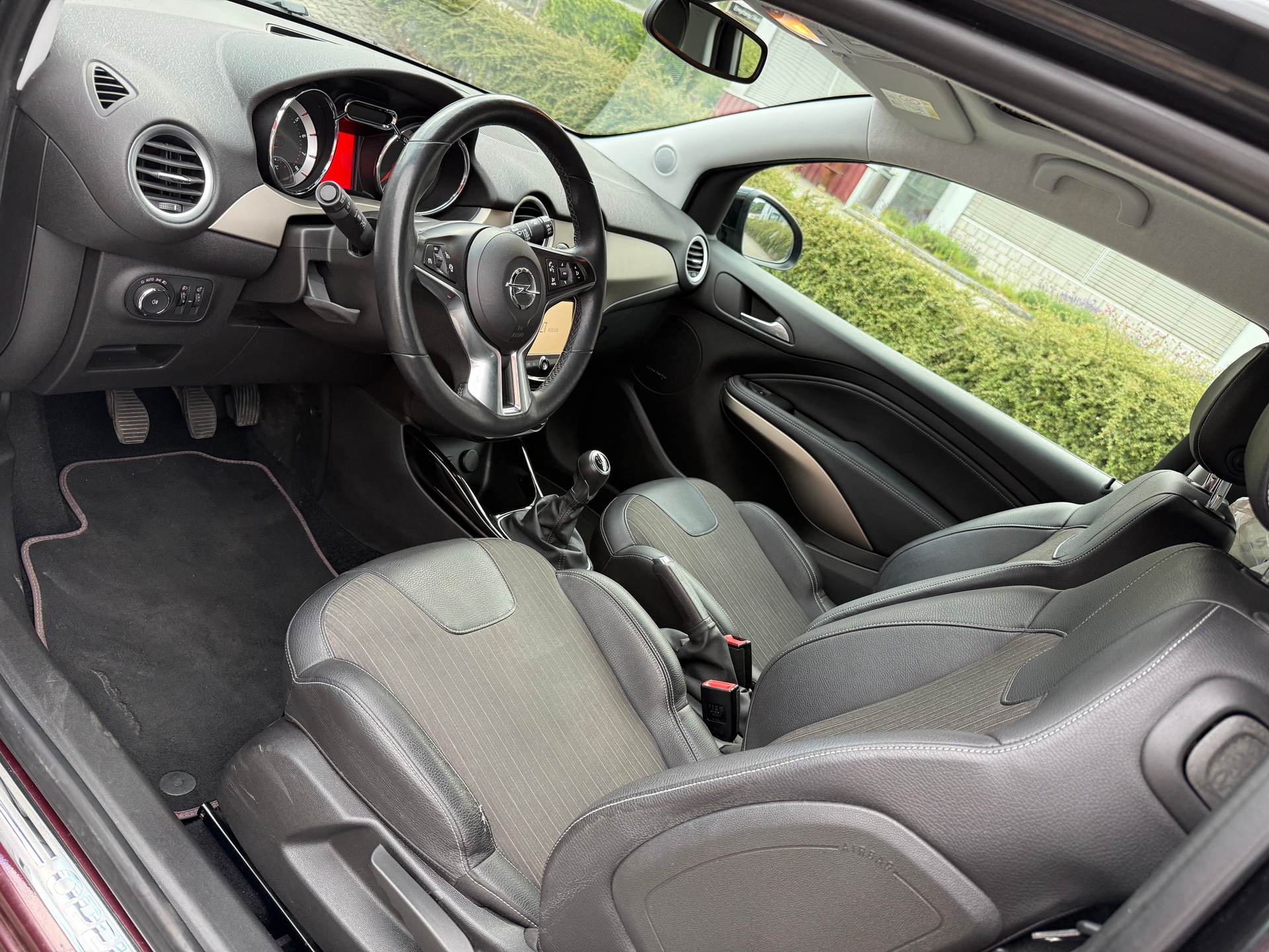 OPEL Adam 1.0 ecoFLEX Turbo ROCKS-image-5