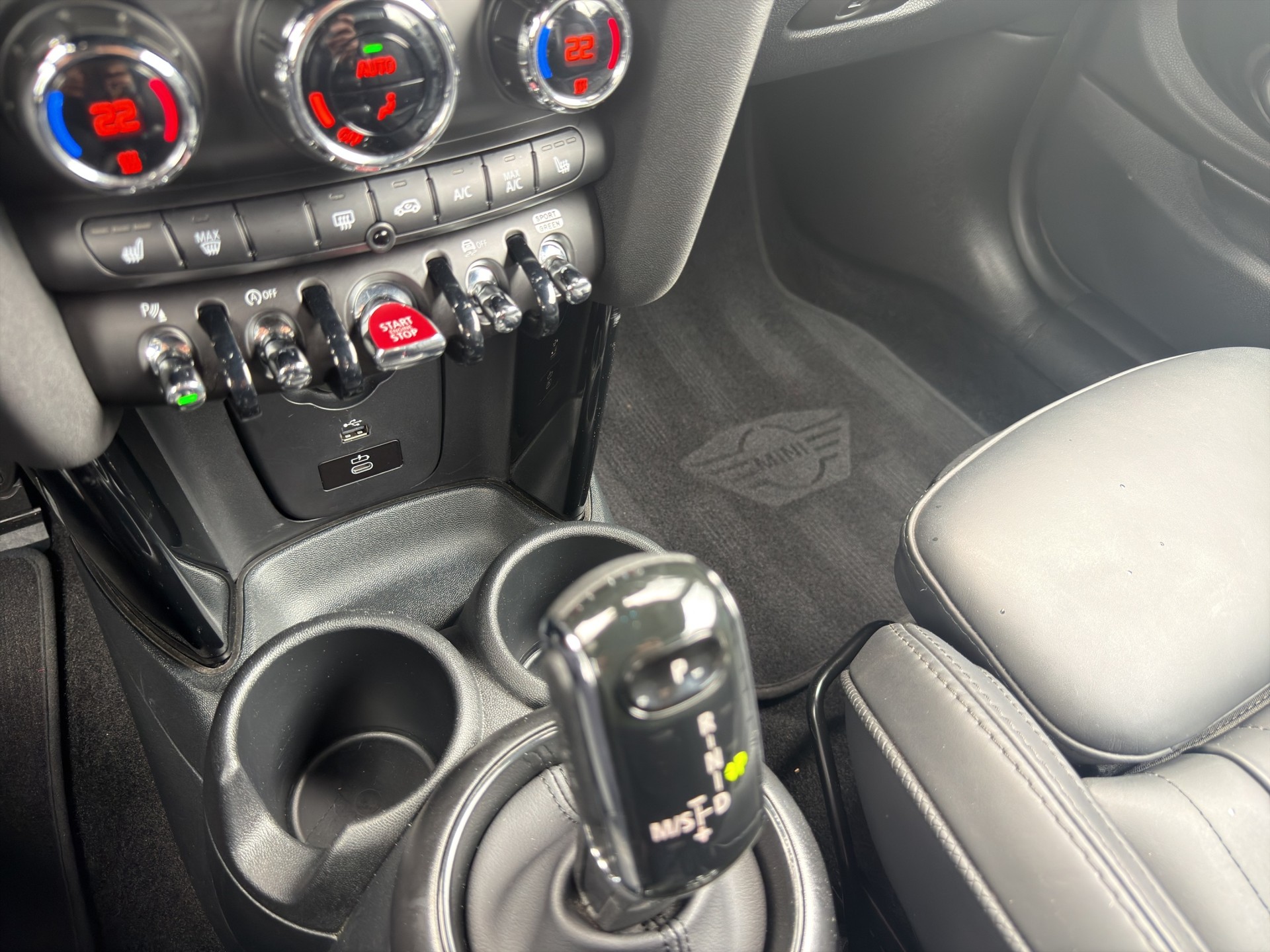 MINI Cooper S Cabriolet Resolute Edition DKG-image-24