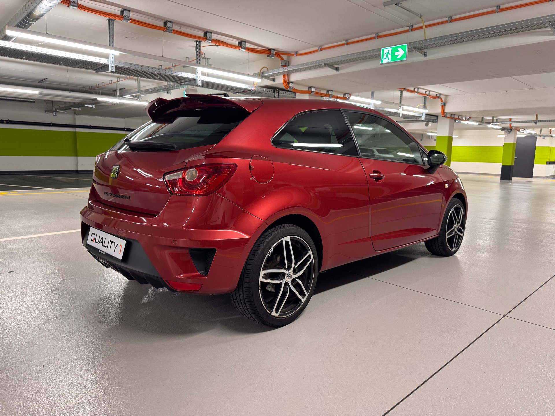 SEAT Ibiza SC 1.4 TSI Cupra DSG-image-4