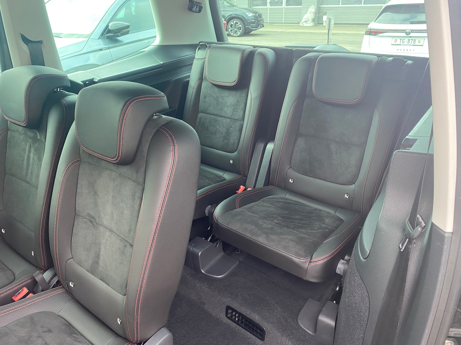 SEAT Alhambra 1.4 TSI 150PS Hola FR-Line DSG **Top-Austattung**-image-7