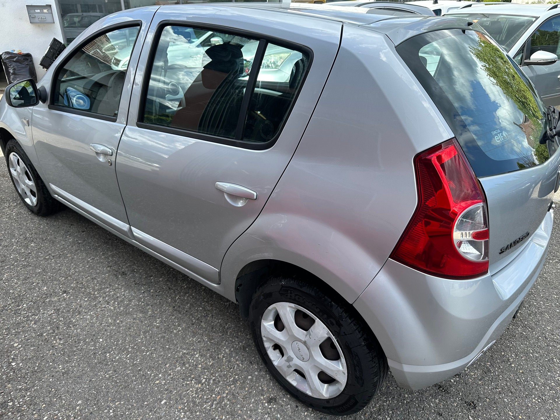 DACIA Sandero 1.6 Ambiance-image-3