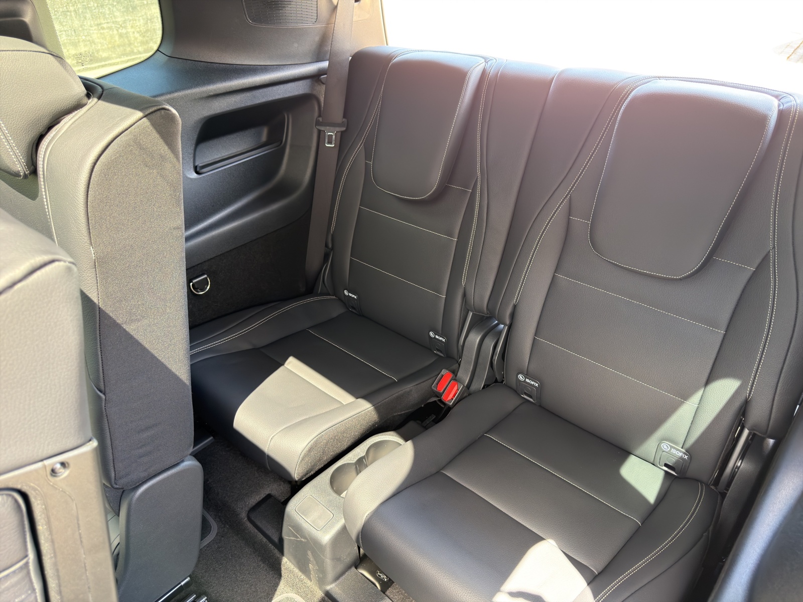 MERCEDES-BENZ GLB 220 4Matic 8G-Tronic-image-15