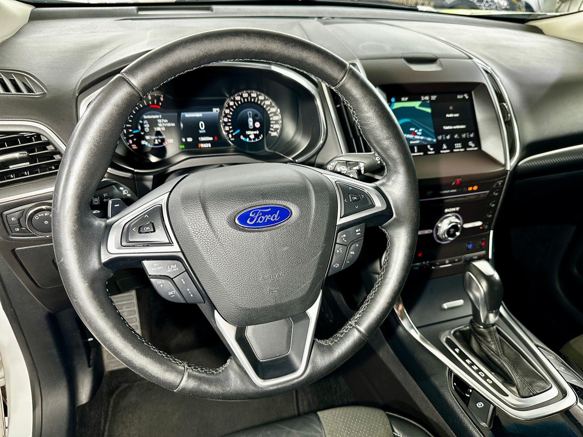 FORD Edge 2.0 TDCi Sport 4WD PowerShift-image-16