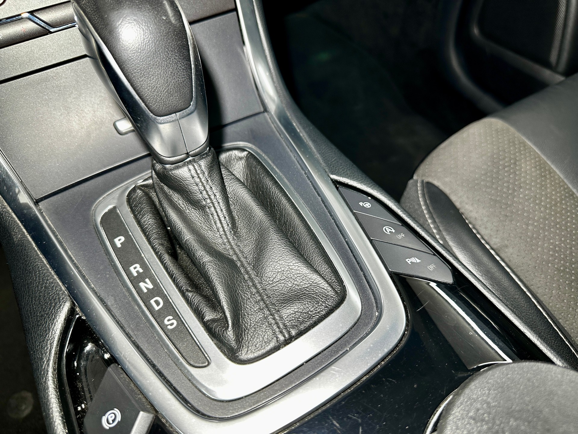FORD Edge 2.0 TDCi Sport 4WD PowerShift-image-25