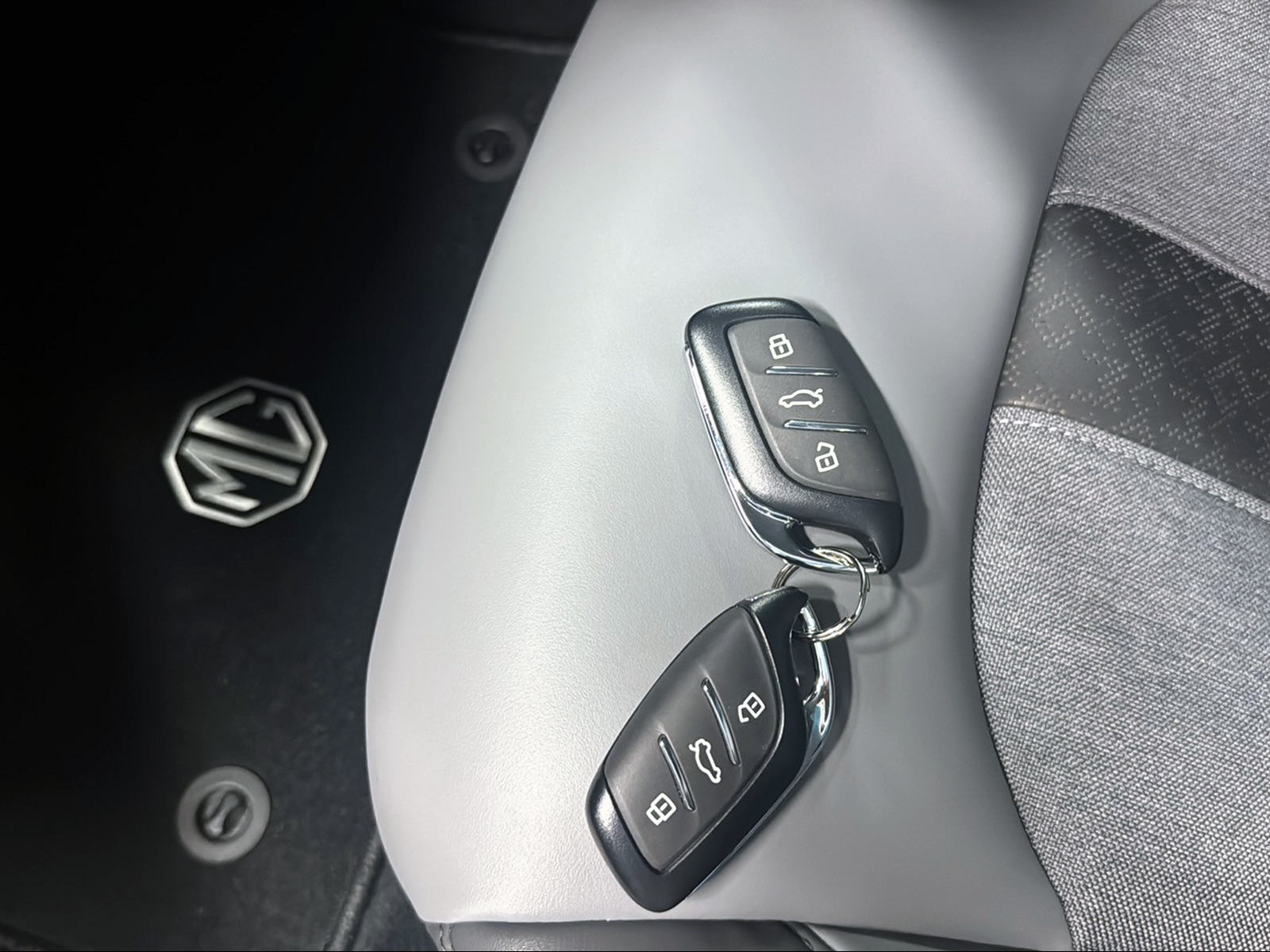 MG 4 EV 64kWh Premium-image-16