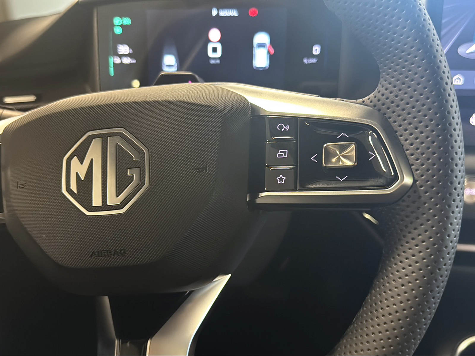MG 4 EV 64kWh Premium-image-30