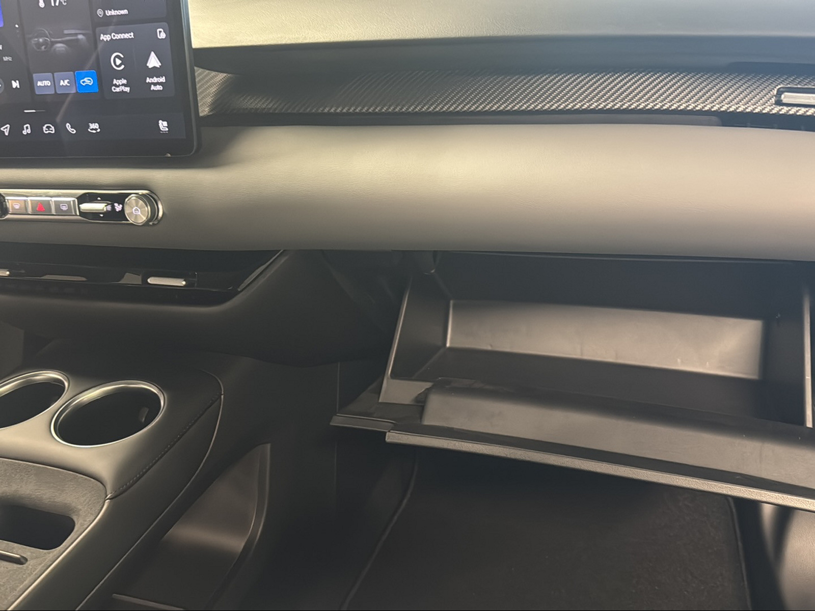 MG 4 EV 64kWh Premium-image-12