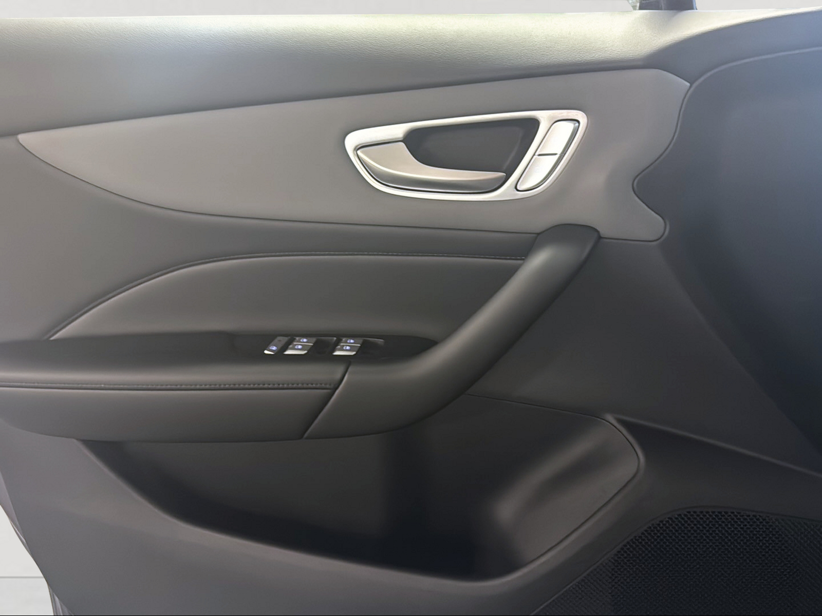 MG 4 EV 64kWh Premium-image-21
