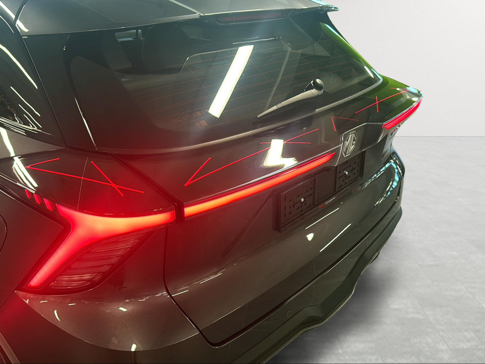 MG 4 EV 64kWh Premium-image-18