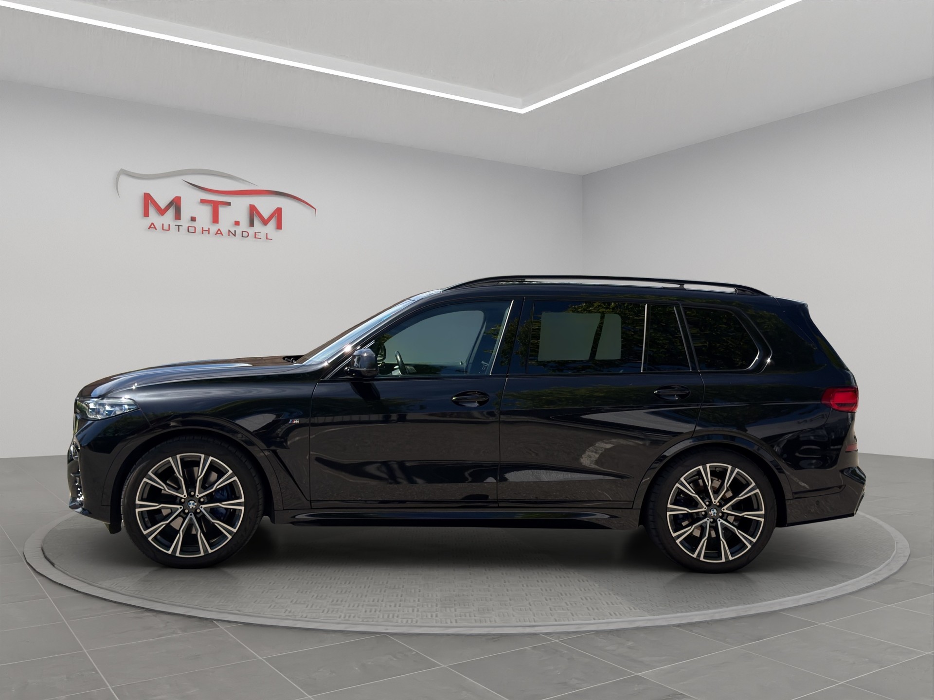 BMW X7 xDrive 48V 40d Steptronic-image-5