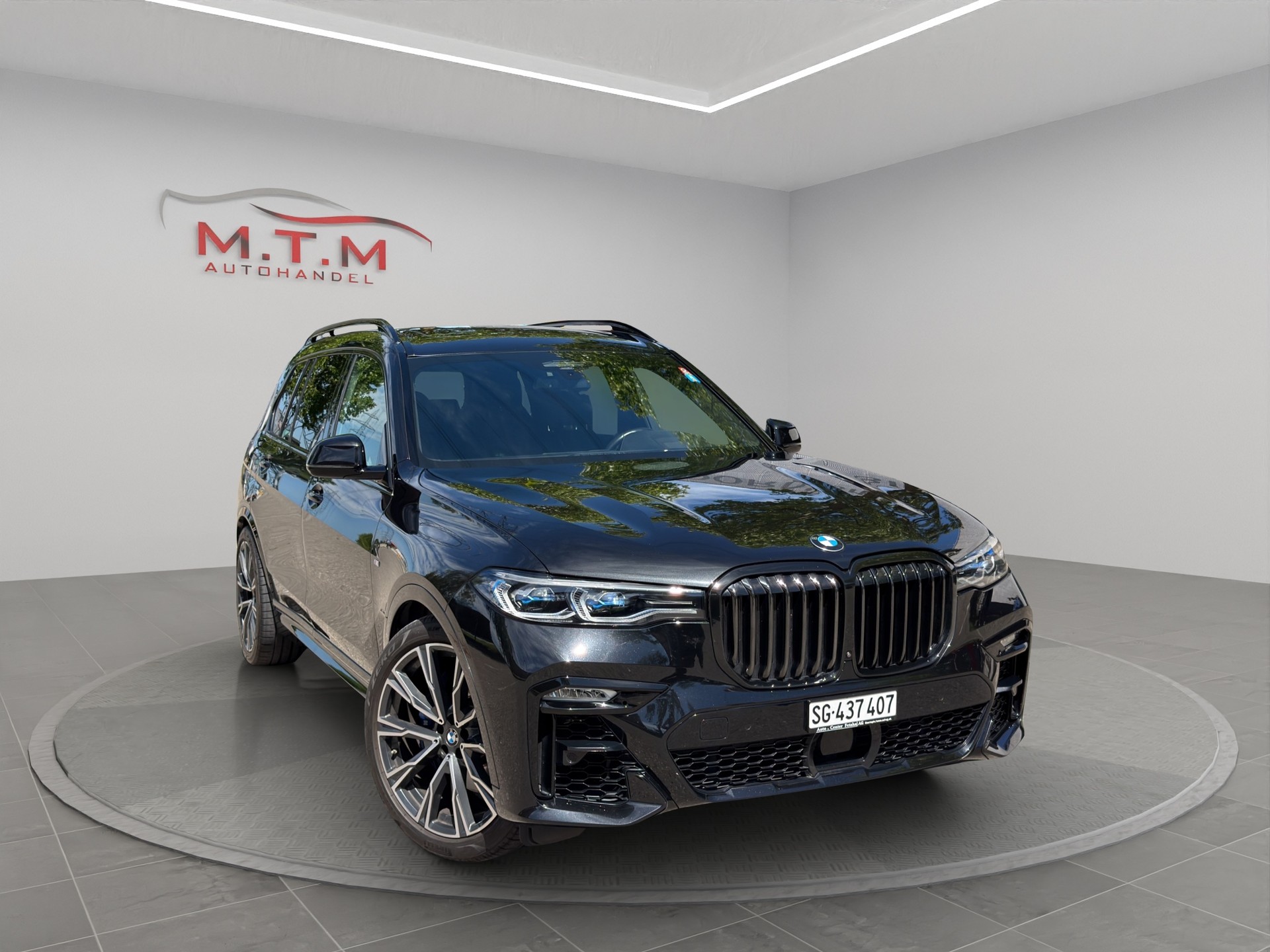 BMW X7 xDrive 48V 40d Steptronic-image-0
