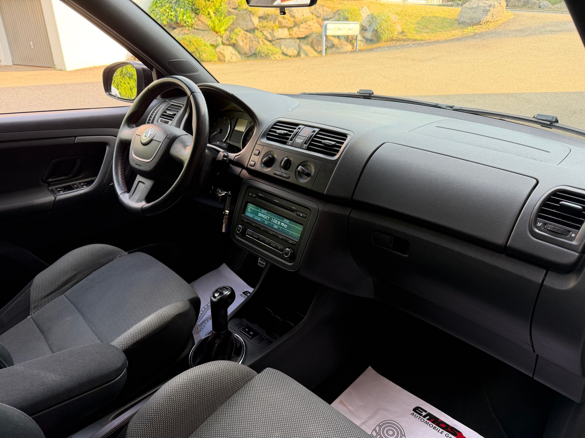 SKODA Fabia 1.2 TSI Monte Carlo-image-9