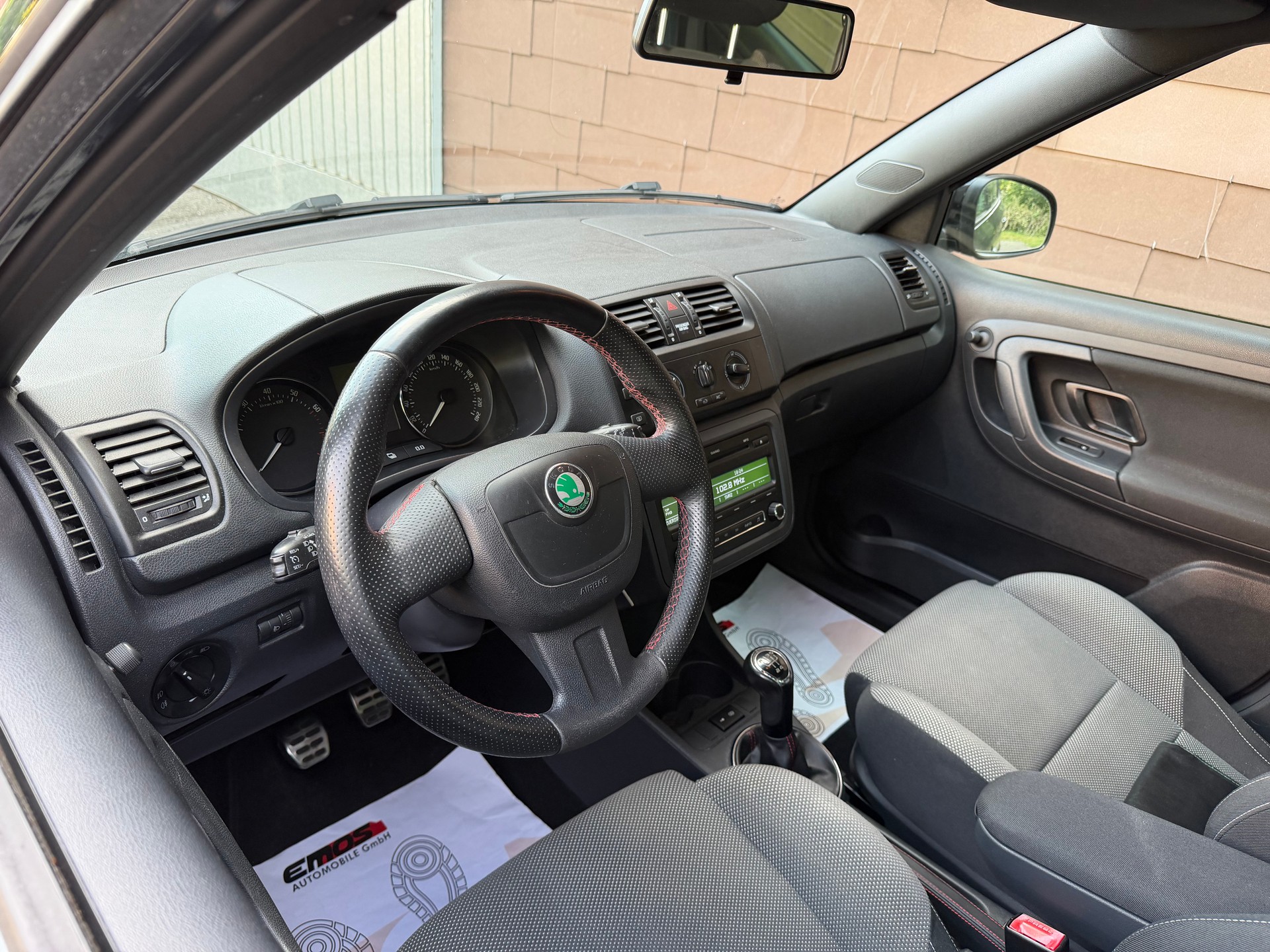 SKODA Fabia 1.2 TSI Monte Carlo-image-8