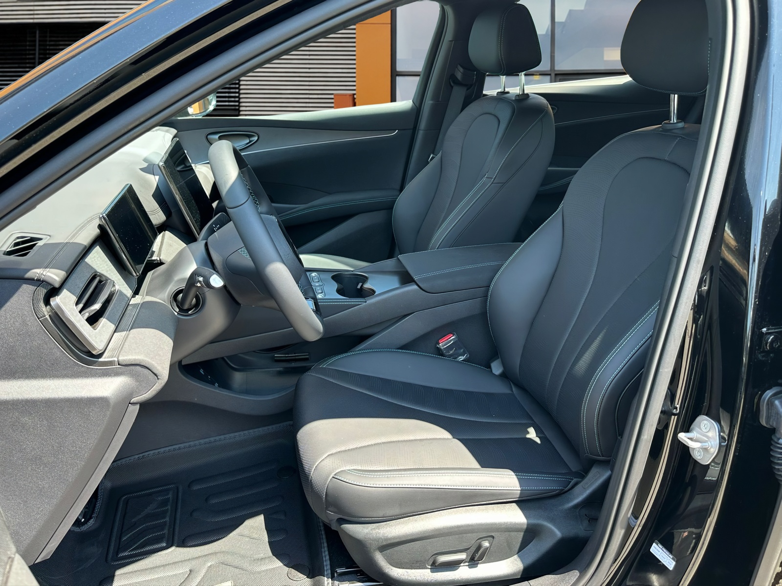 BYD Seal 6 DM-i Touring Boost-image-5