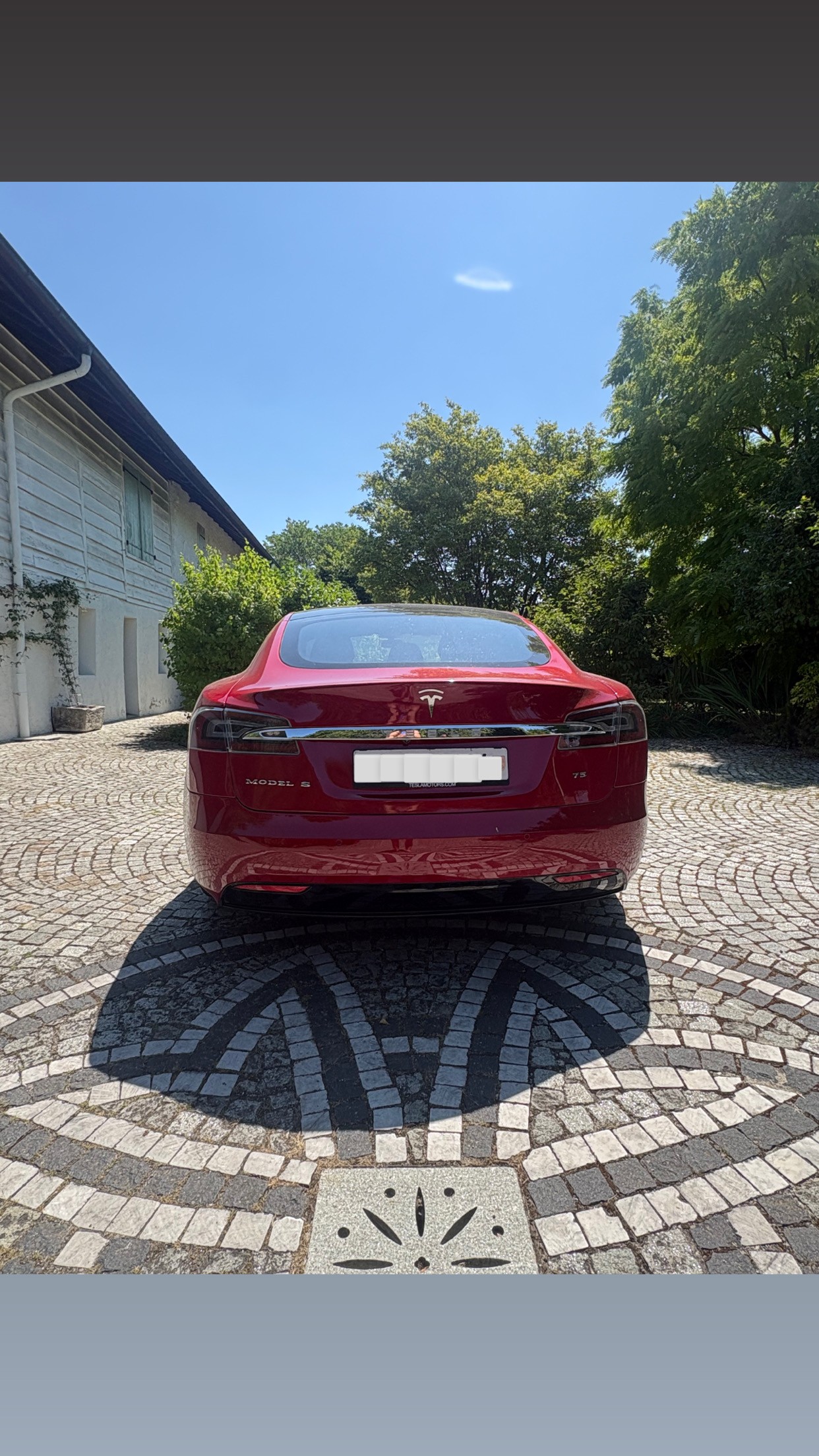 TESLA 75-image-3