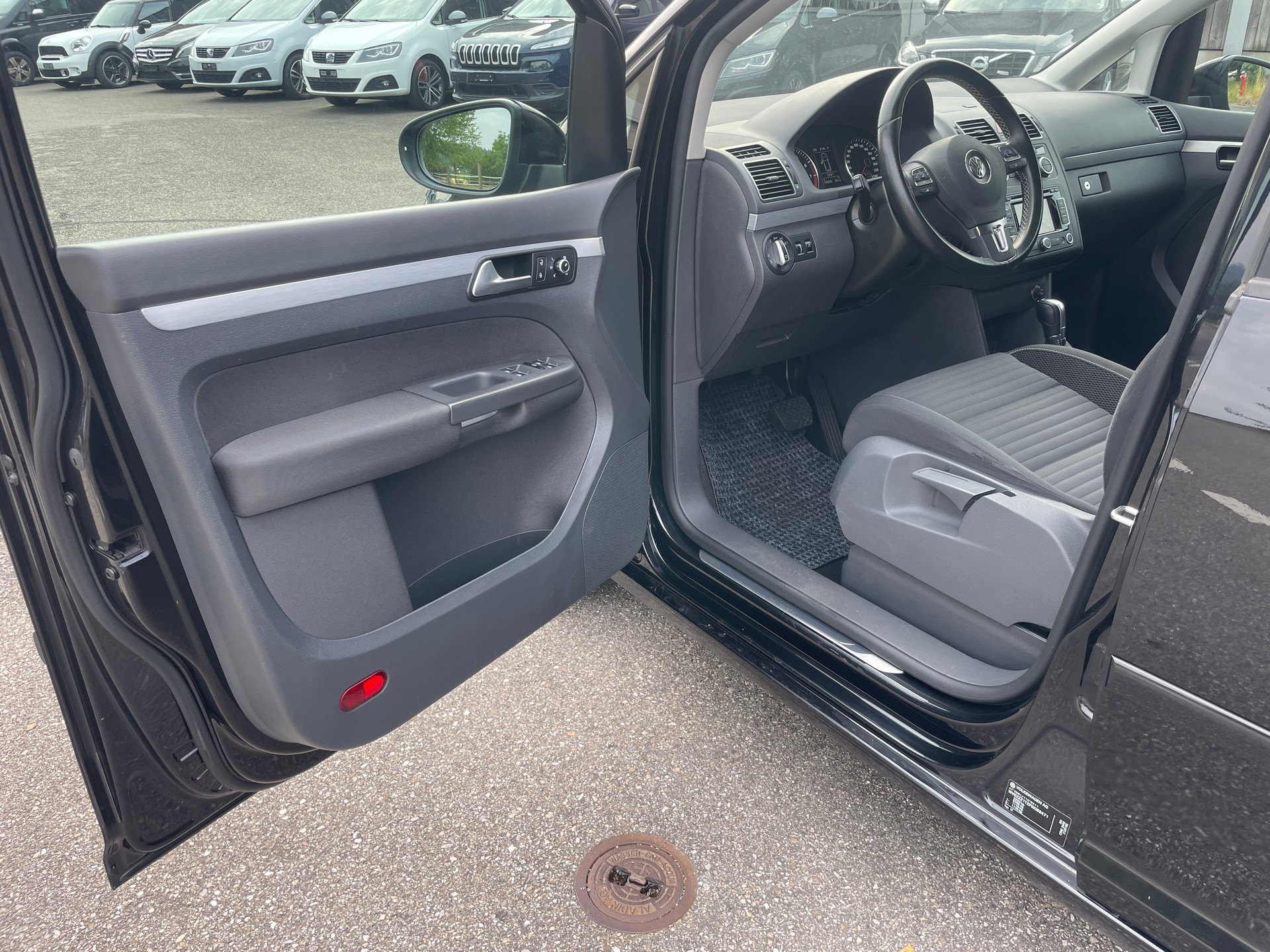 VW Touran 1.4 TSI Cup DSG-image-13
