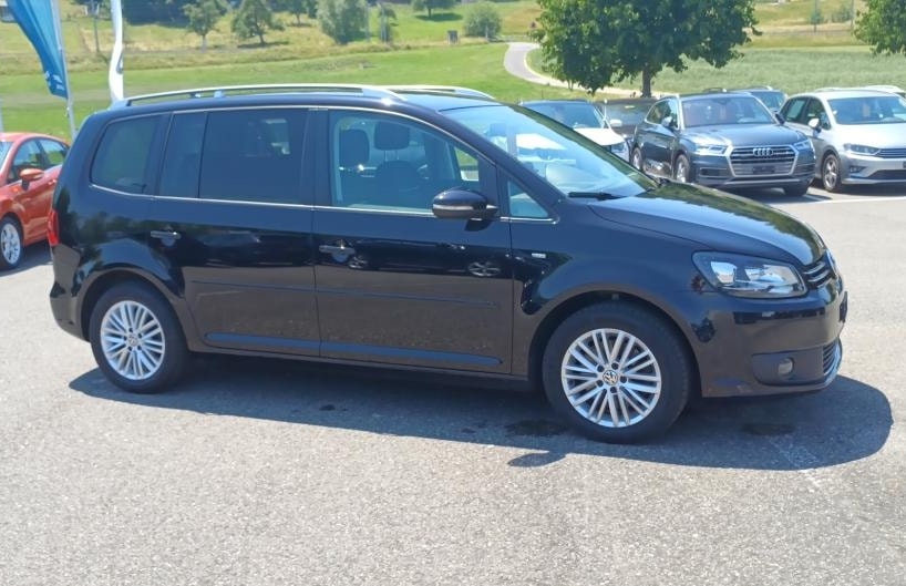 VW Touran 1.4 TSI Cup DSG-image-2