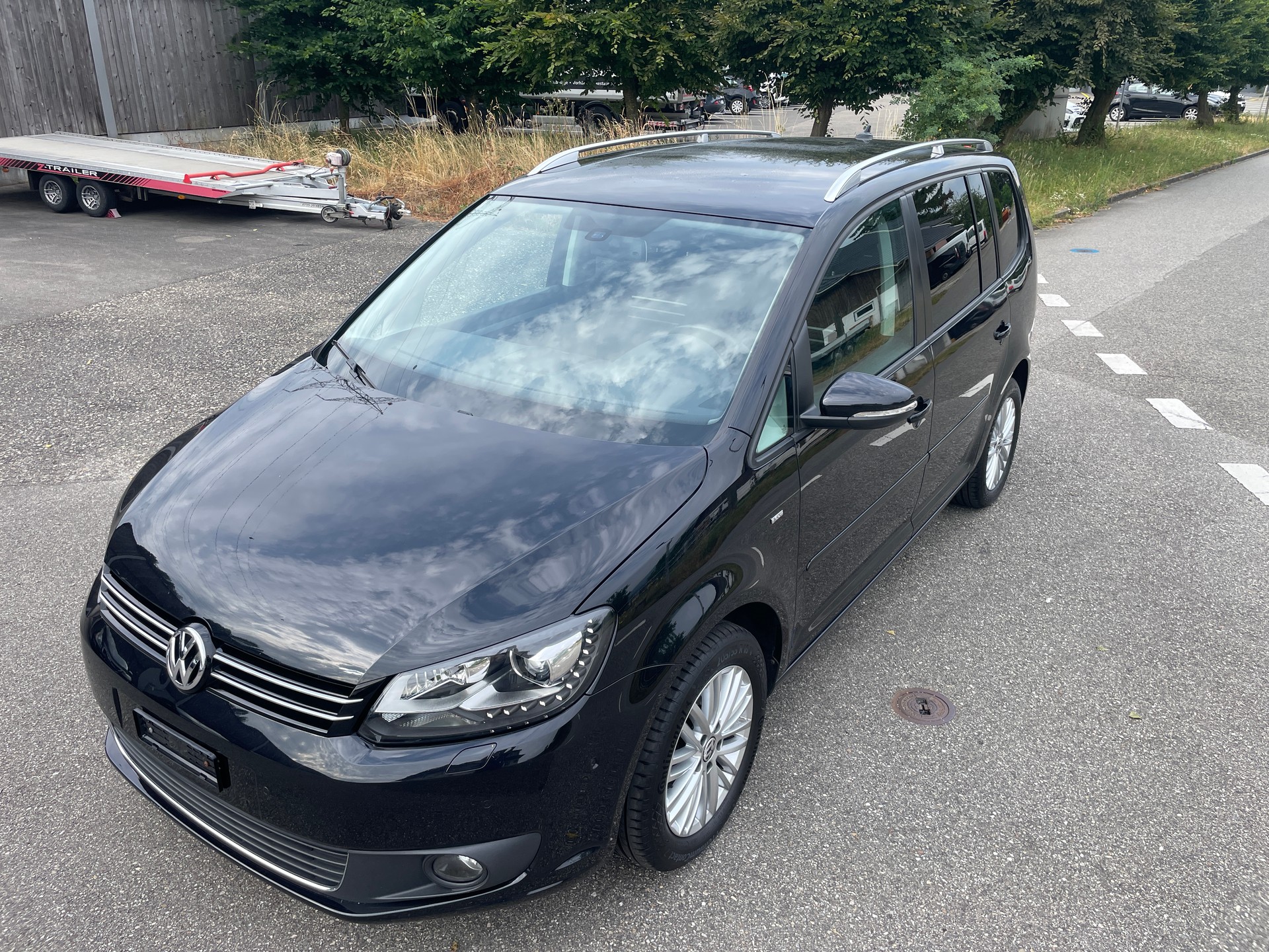 VW Touran 1.4 TSI Cup DSG-showroom-element-1