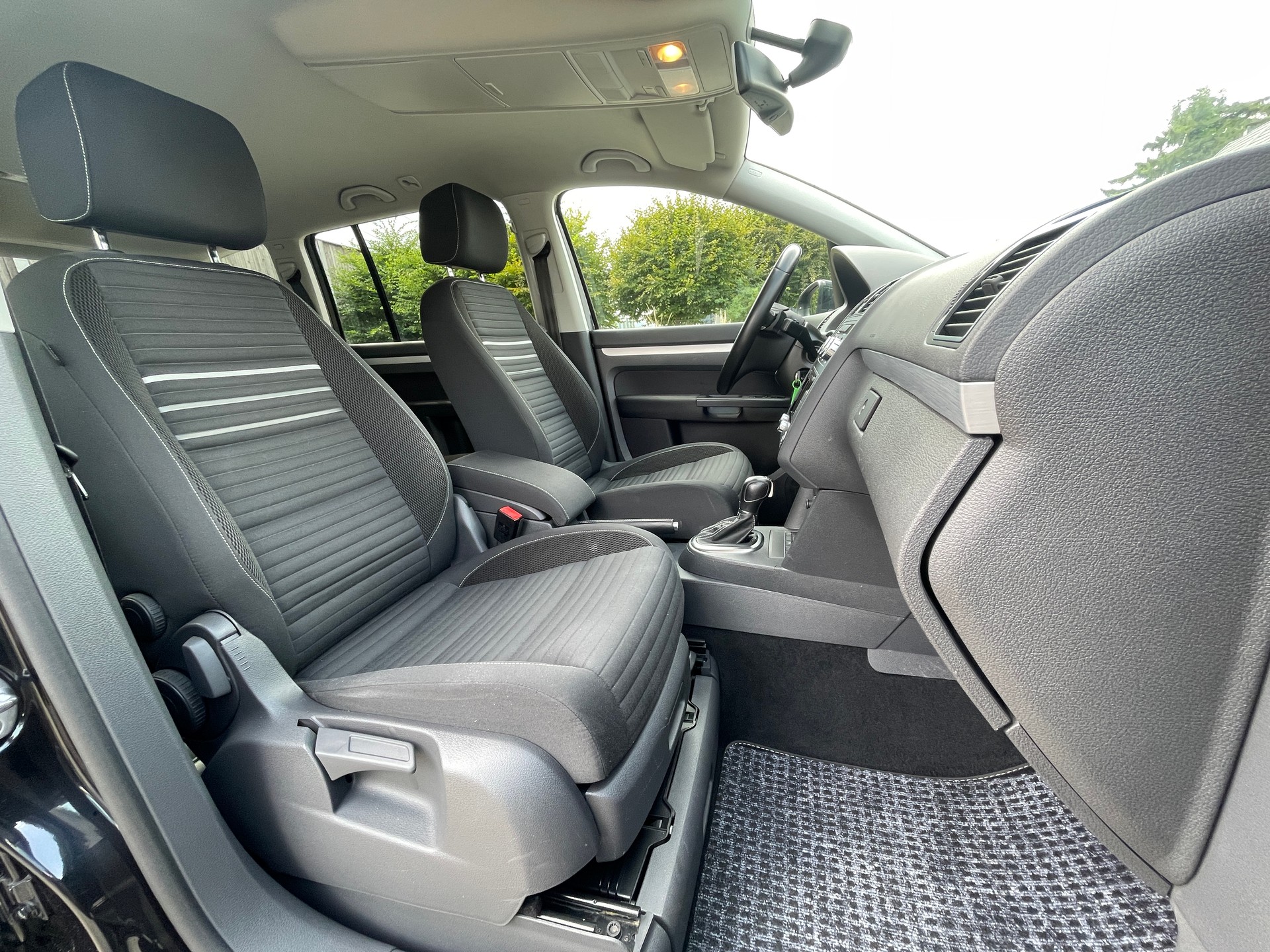 VW Touran 1.4 TSI Cup DSG-image-20