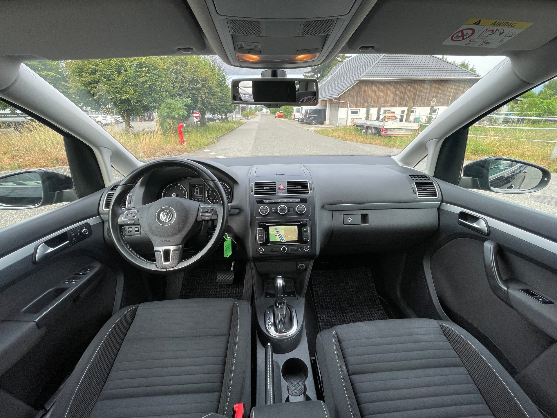 VW Touran 1.4 TSI Cup DSG-image-17