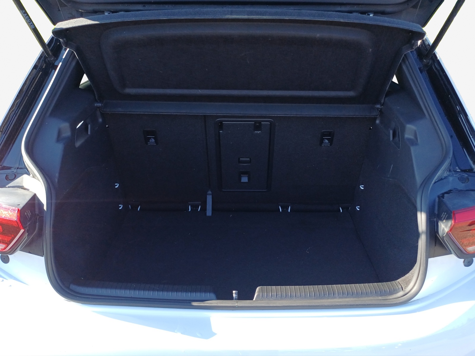 VW ID.3 Pro S 77 kWh Life Plus-image-12
