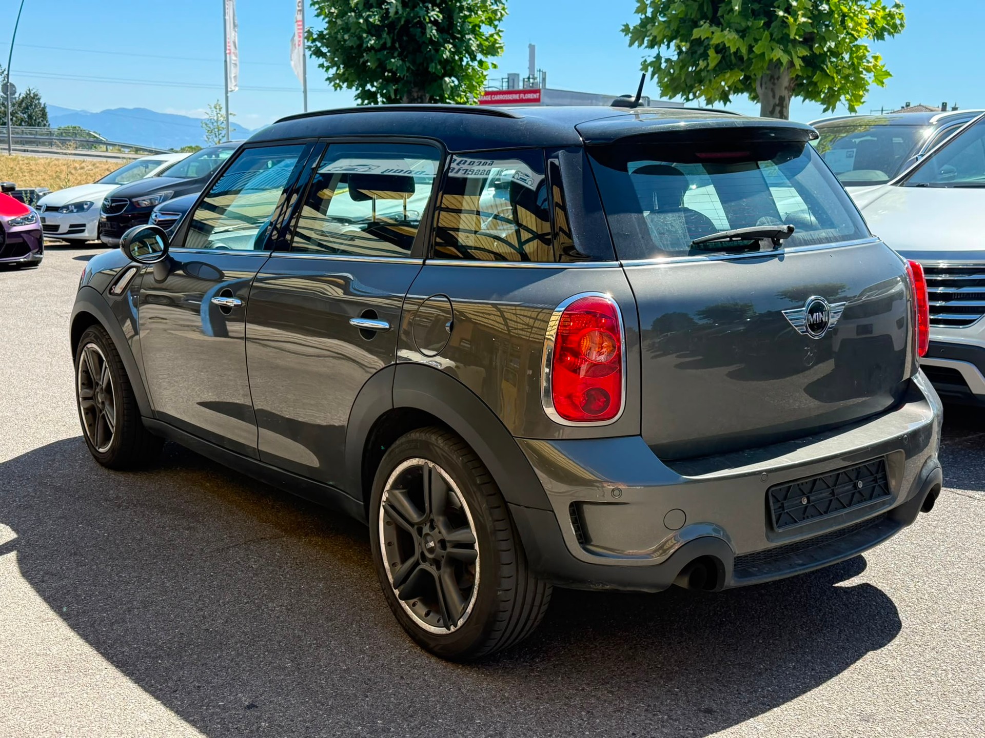 MINI Countryman Cooper S ALL4 Steptronic-image-5