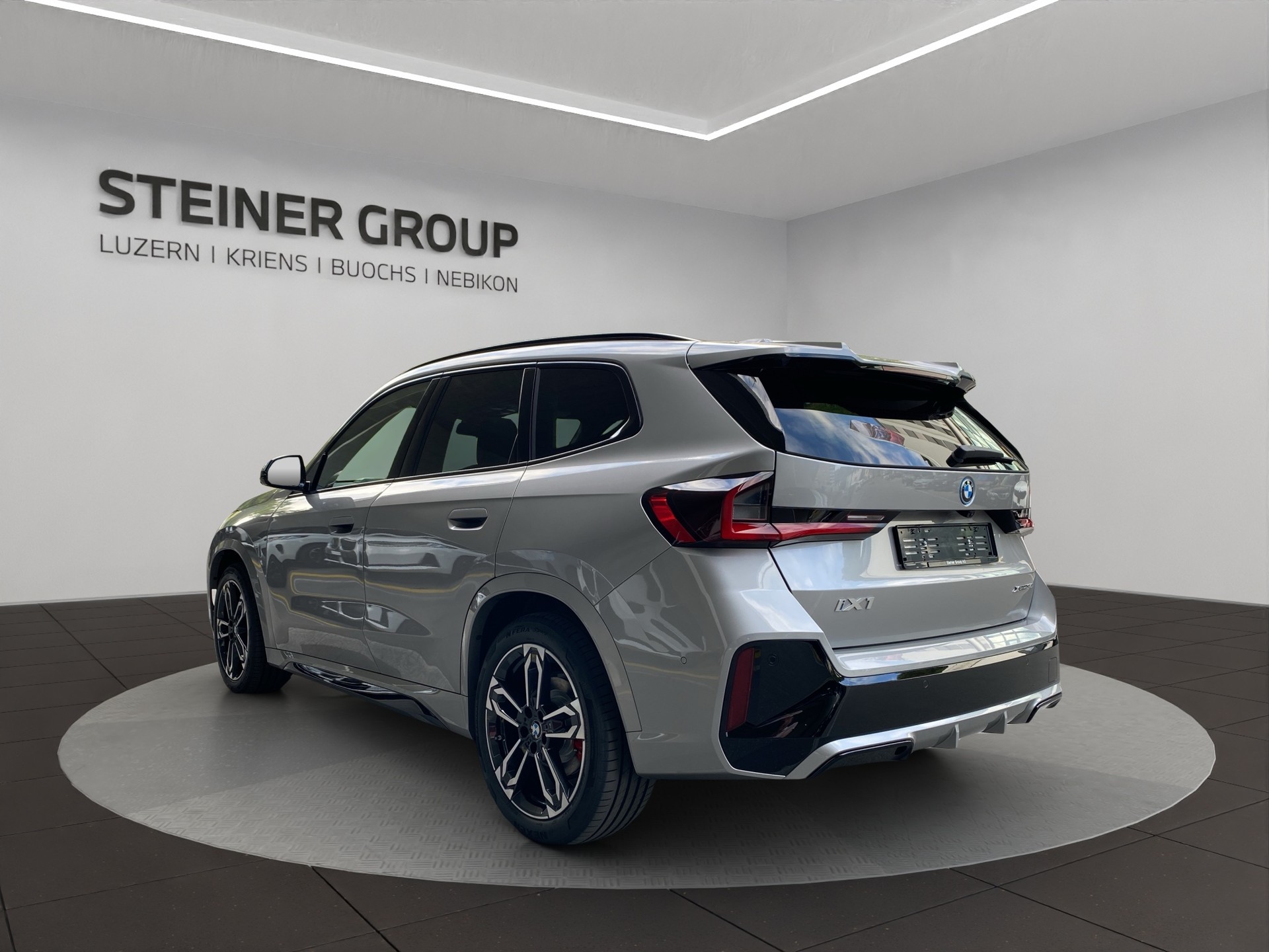 BMW iX1 xDrive 30 M Sport Pro-image-6