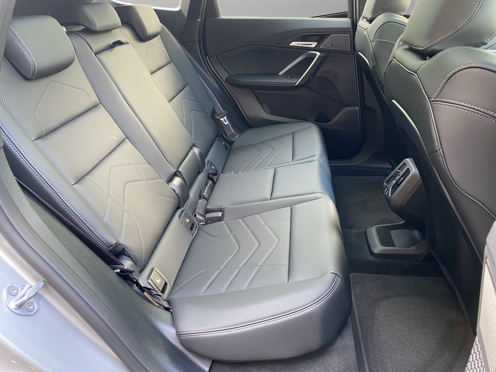 BMW iX1 xDrive 30 M Sport Pro-image-20
