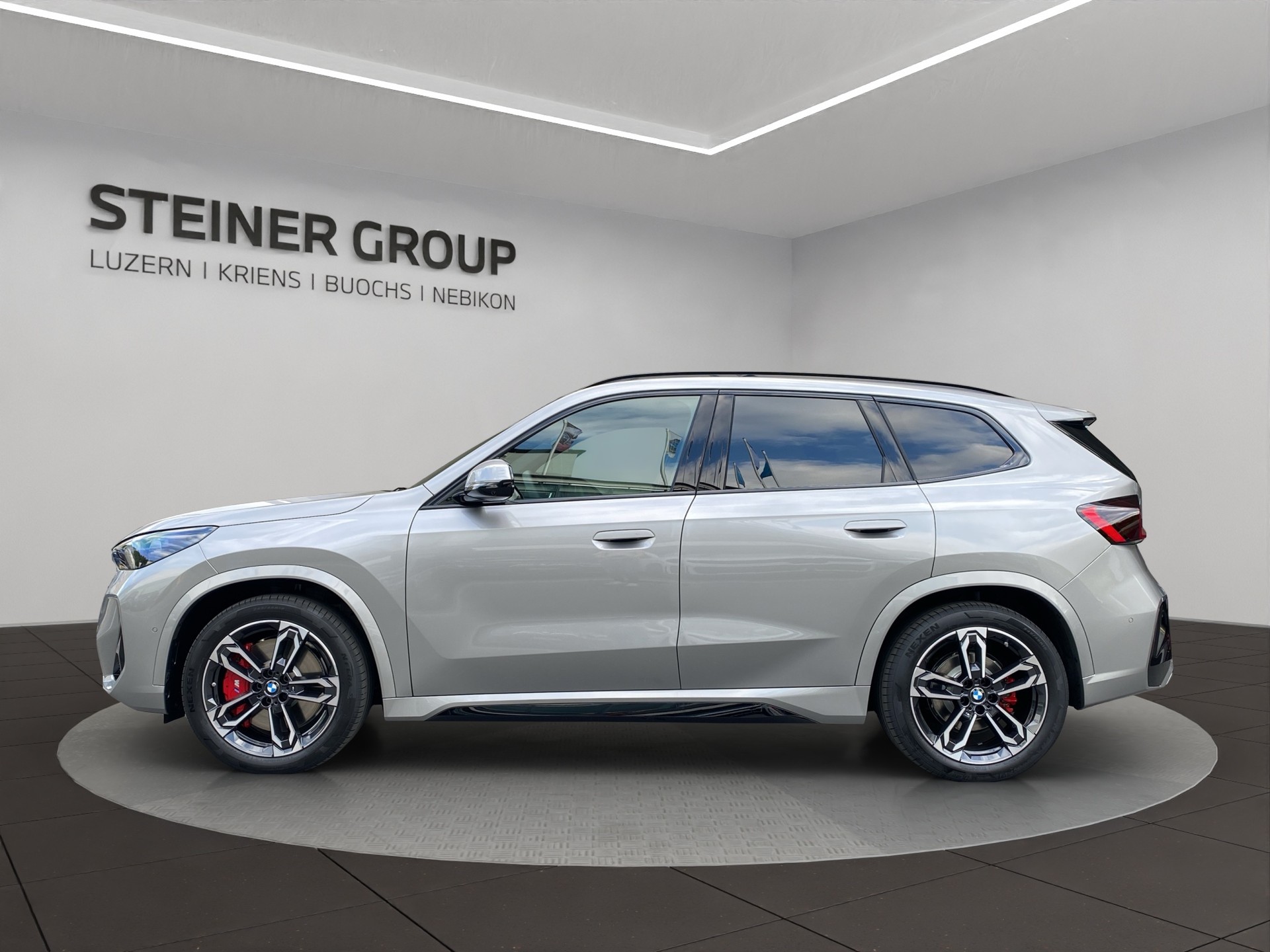 BMW iX1 xDrive 30 M Sport Pro-image-7